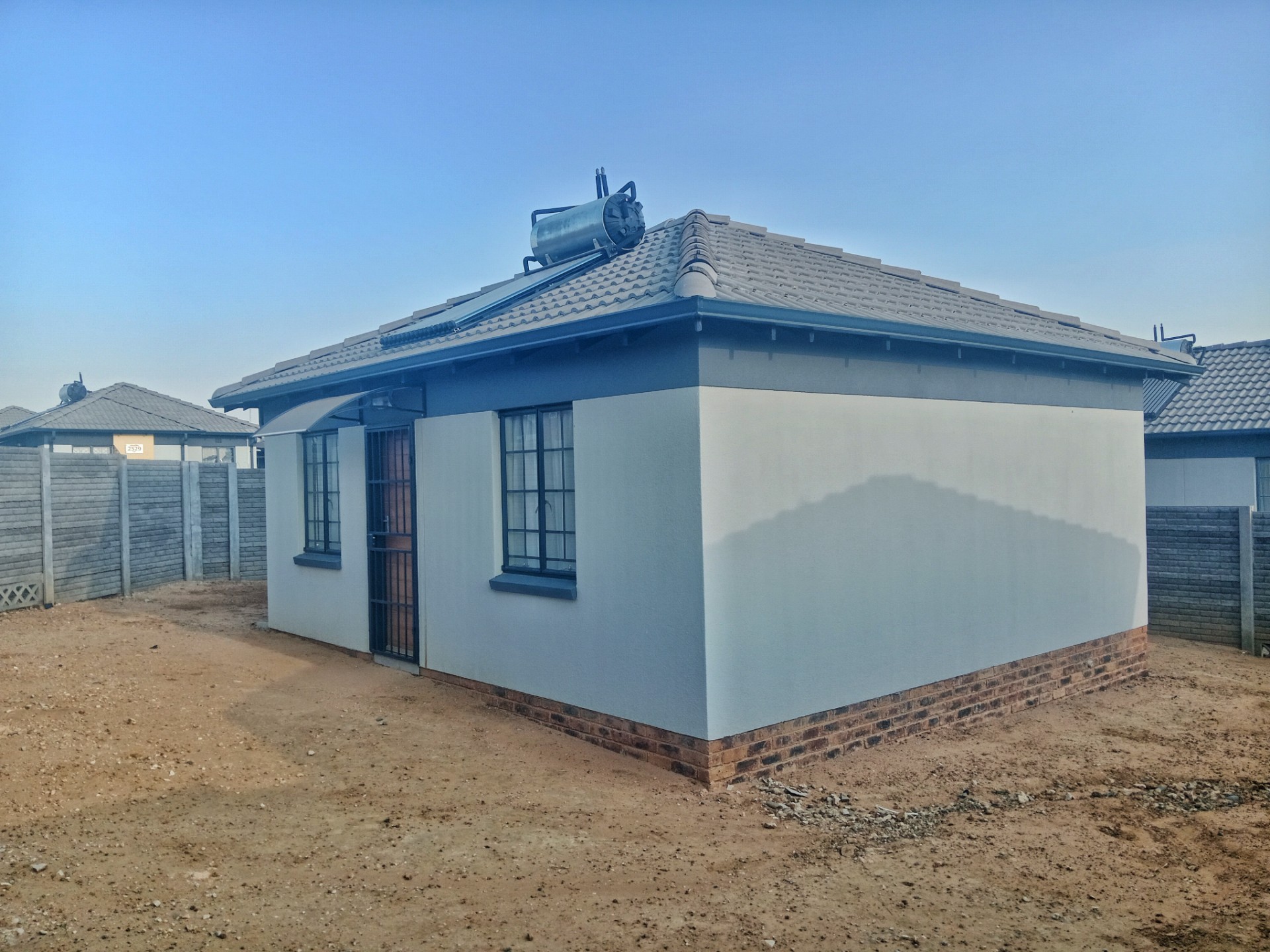2 Bedroom House To Rent in Glenway Estate, Diamond City Estate, Pretoria East
