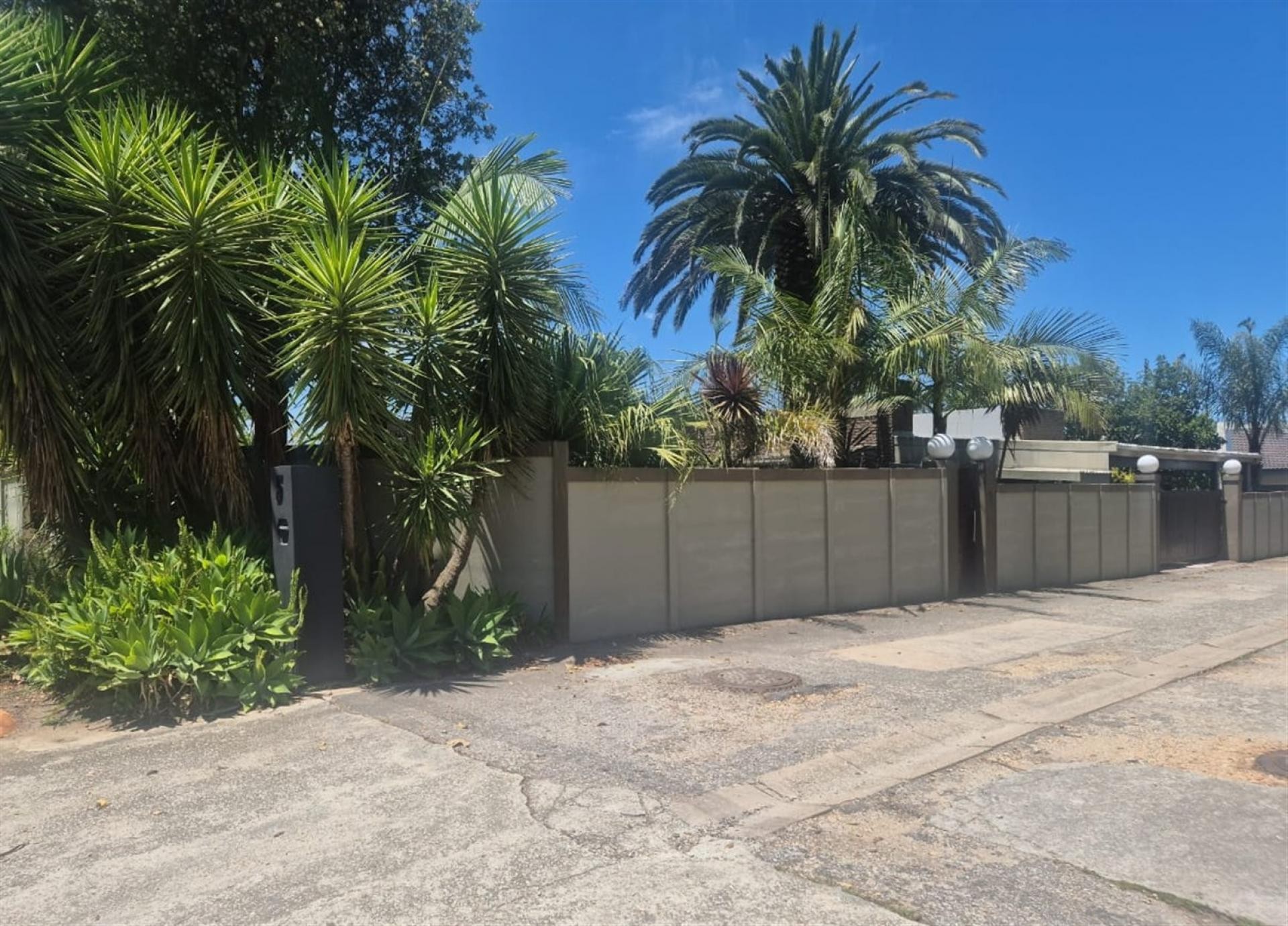 Prime 3 bedroom Property Investment Sanctuary in Prestigious Heather Park, George