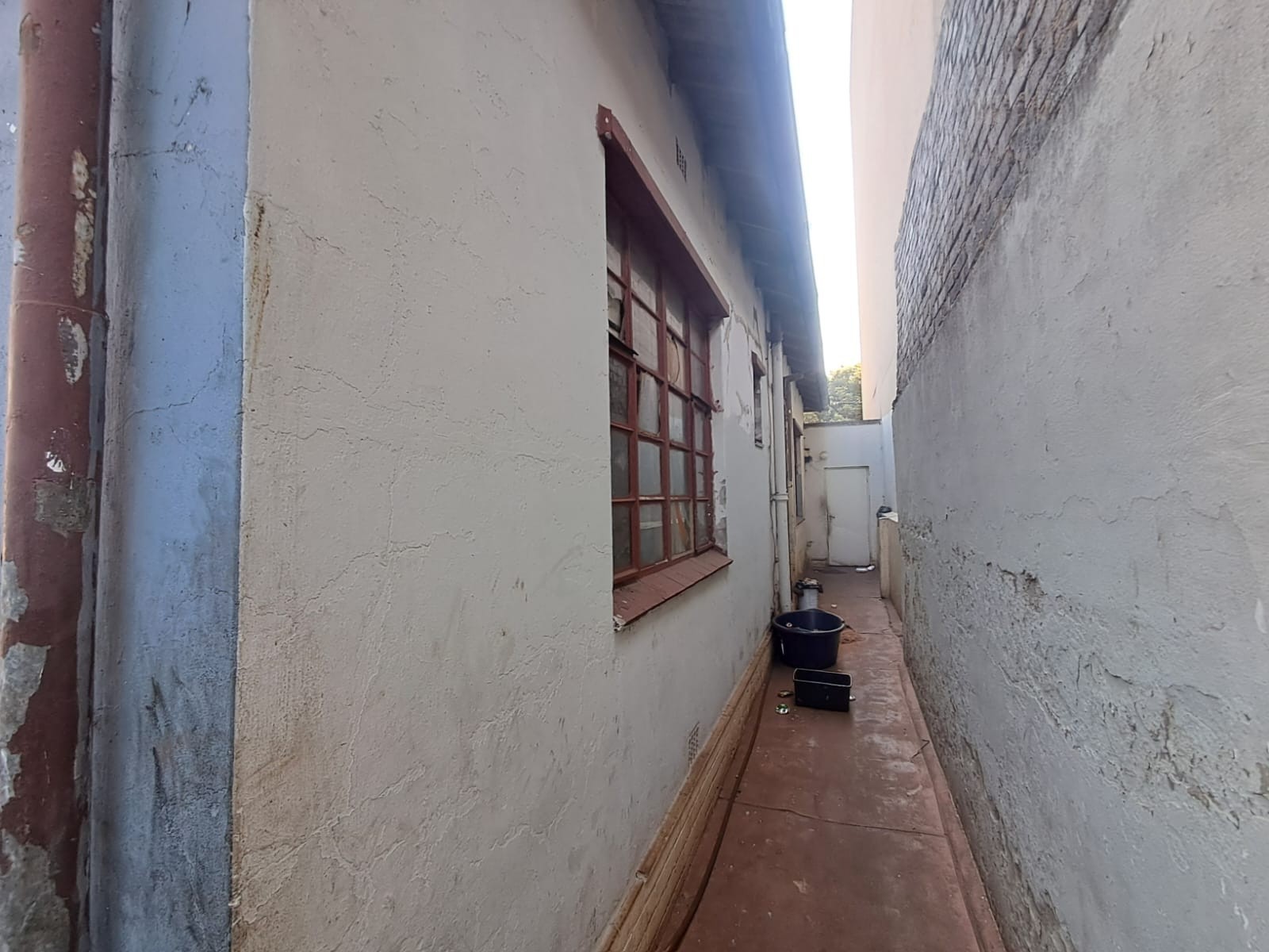 House For Sale in Yeoville, Johannesburg