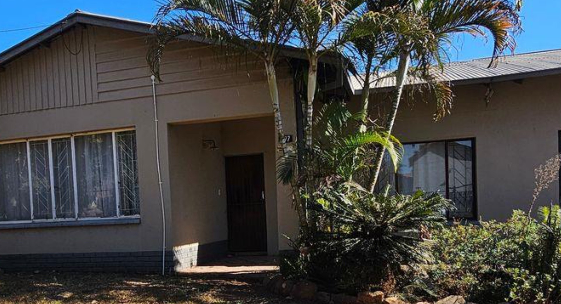 C-Grade Commercial 9 Bed NSFAS /TUT Student Accommodation