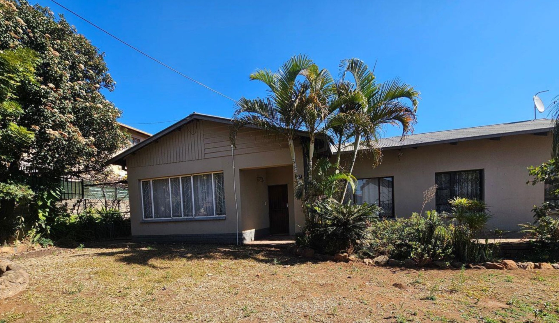 C-Grade Commercial 9 Bed NSFAS /TUT Student Accommodation