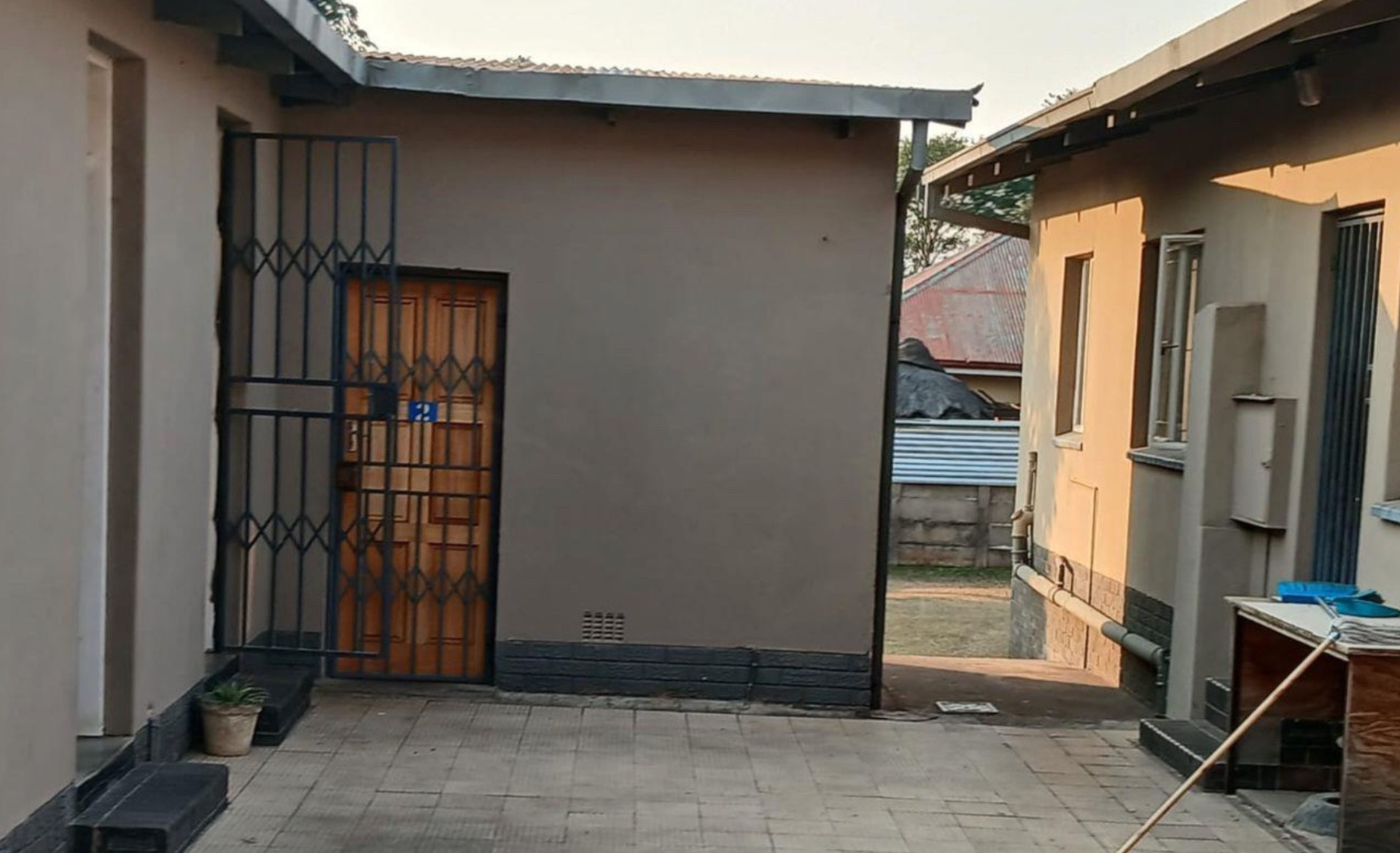 C-Grade Commercial 9 Bed NSFAS /TUT Student Accommodation