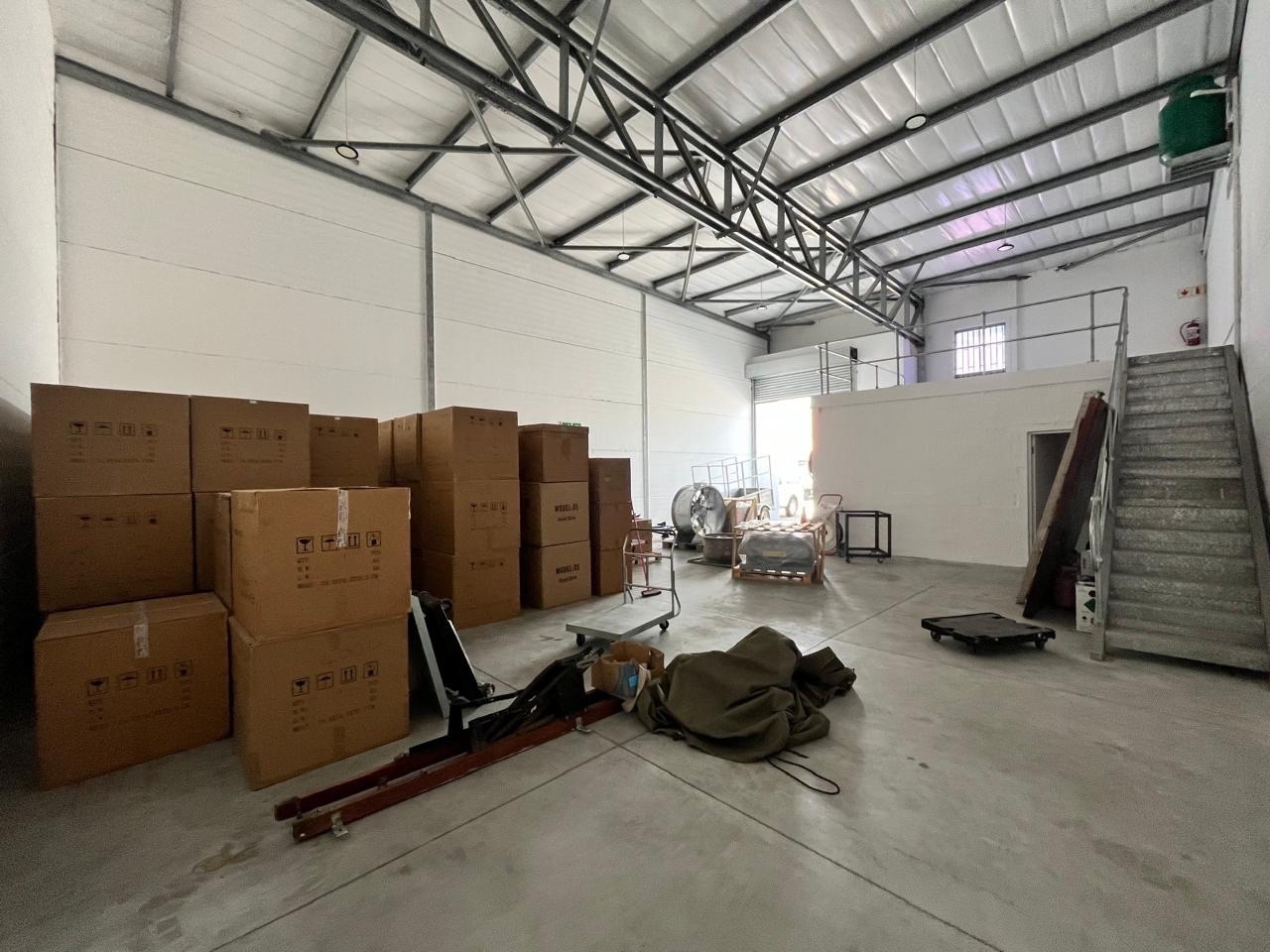 Warehouse To Rent in Brackengate, Brackenfell