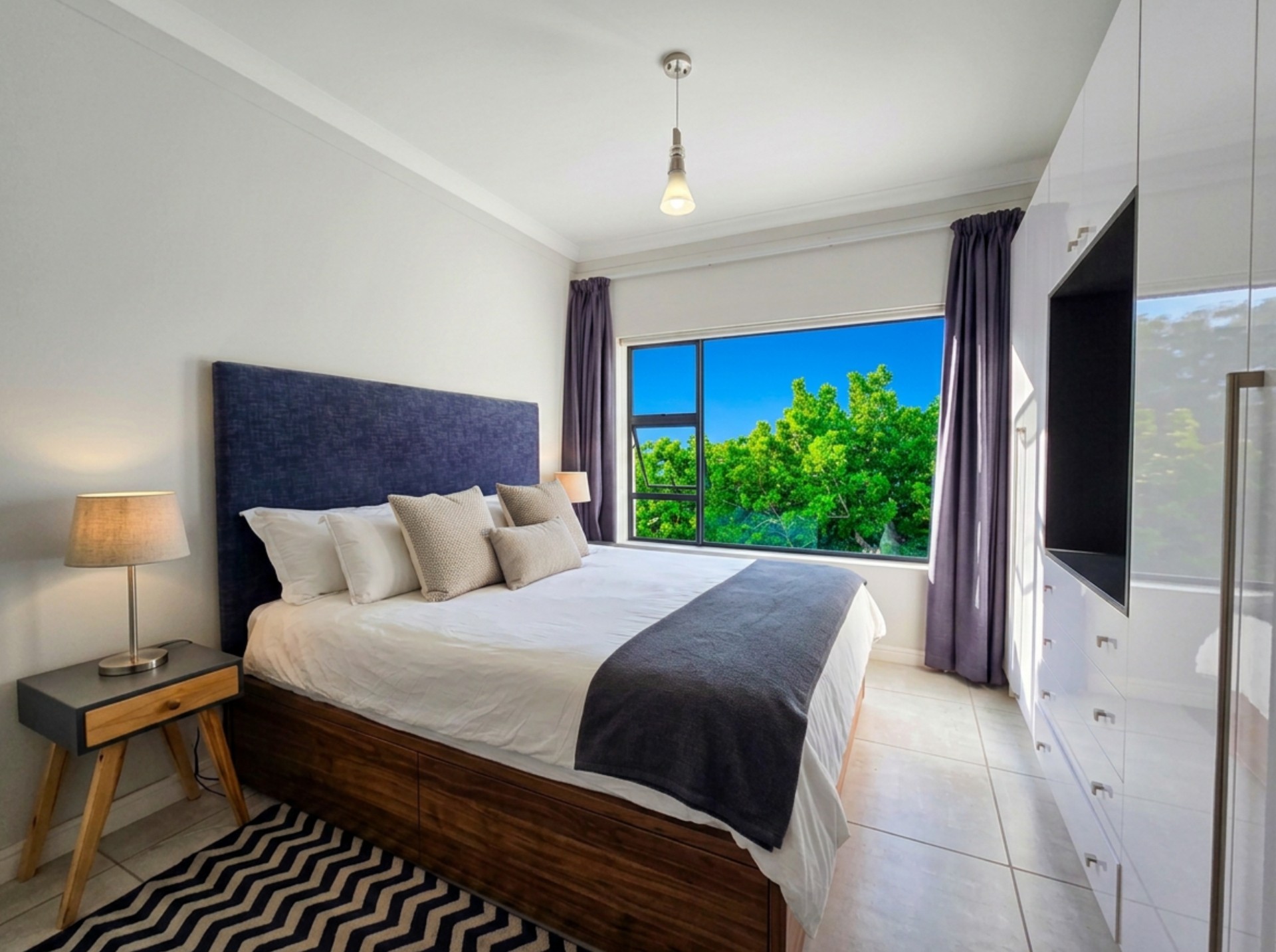 Apartment for sale in Paardevlei, Somerset West, 107 m²