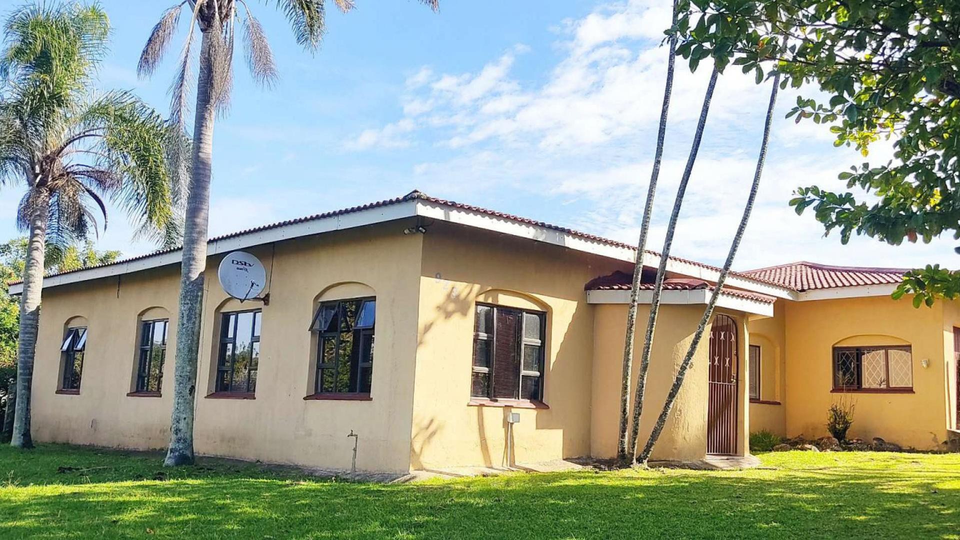 House for sale in Meadow Brook, Port Edward, KwaZulu Natal, 532 m²