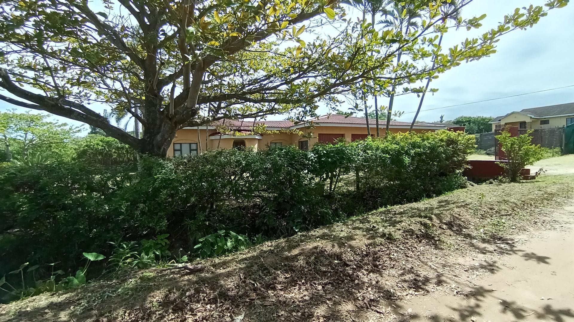 House for sale in Meadow Brook, Port Edward, KwaZulu Natal, 532 m²
