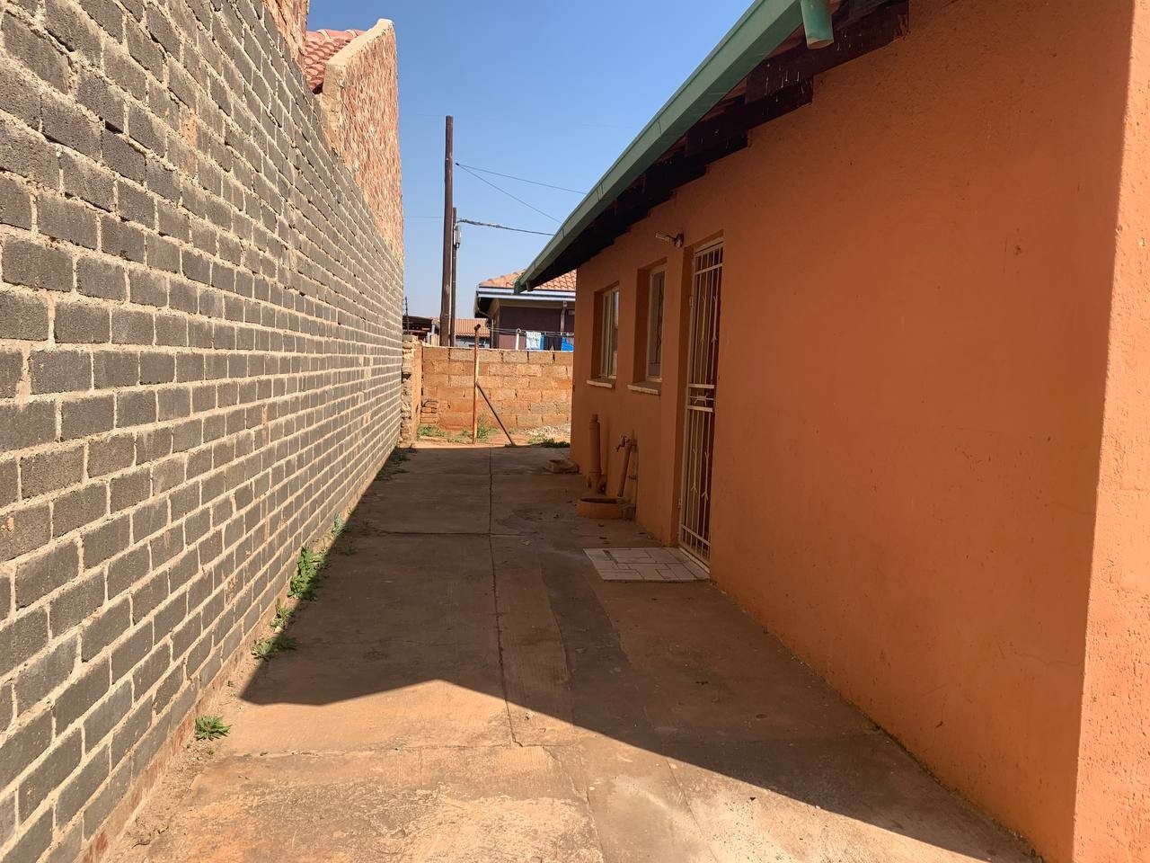 House For Sale in Soshanguve East, Soshanguve