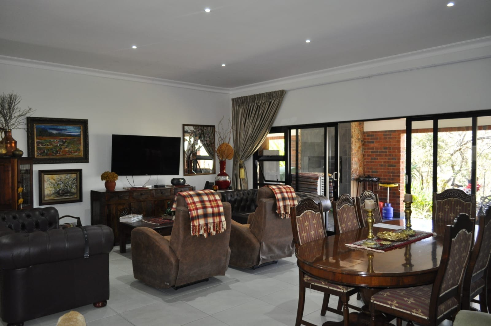 Luxury Bushveld Living in an Exclusive Wildlife Estate