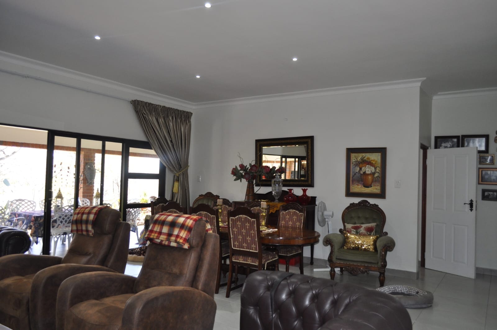 Luxury Bushveld Living in an Exclusive Wildlife Estate