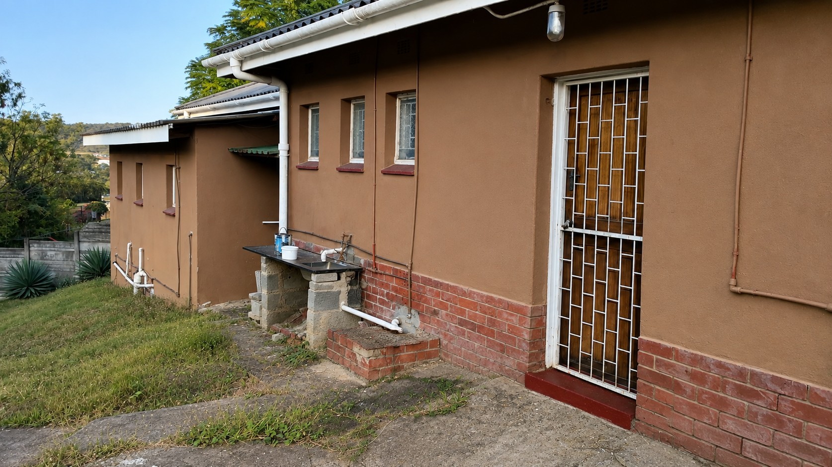 Spacious 3 Bedroom Family Home with Study in Mandini