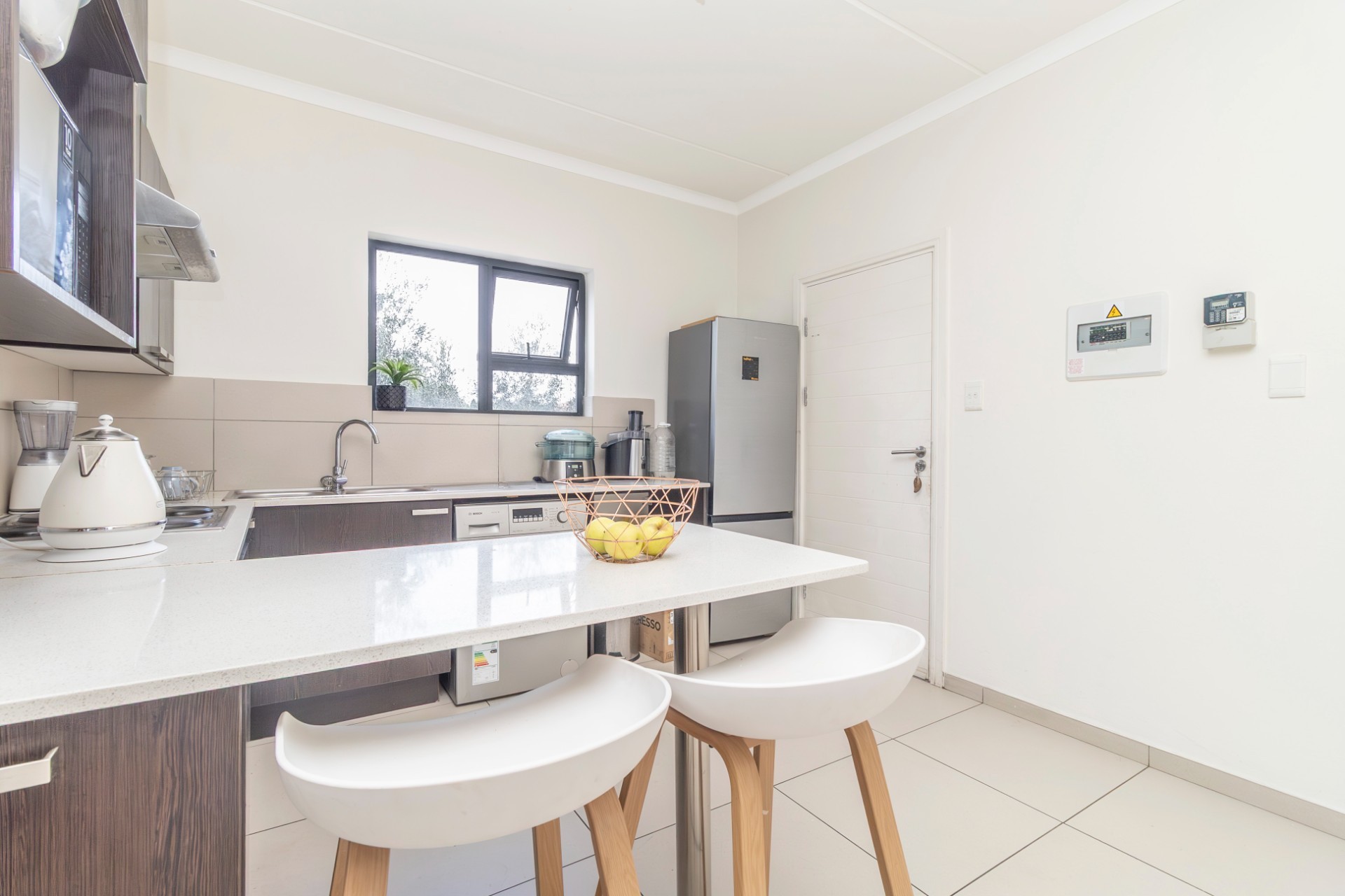Modern 2 Bedroom Apartment with Excellent Investment Potential in Dainfern, Fourways