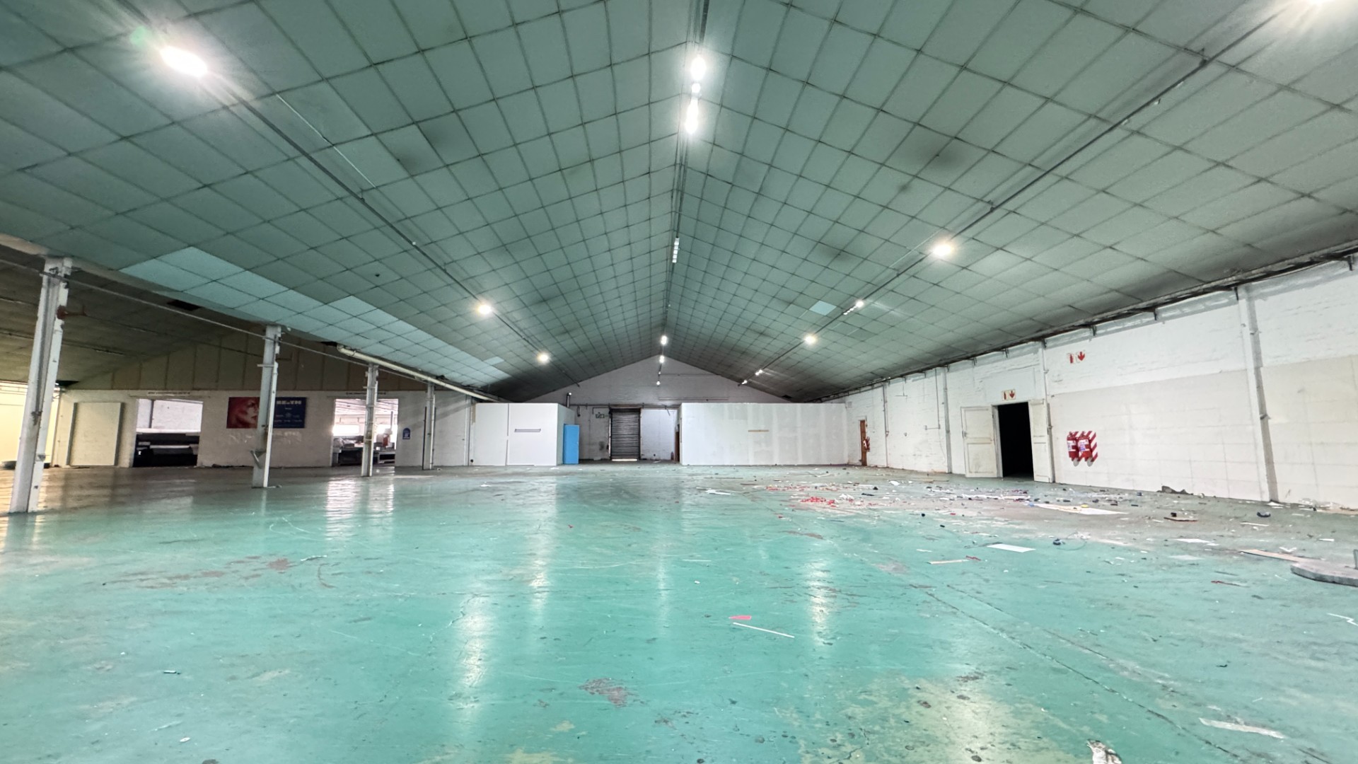 4,527m² Warehouse To Let in Beaconvale | Prime Located Industrial Facility on Jan Smuts Road