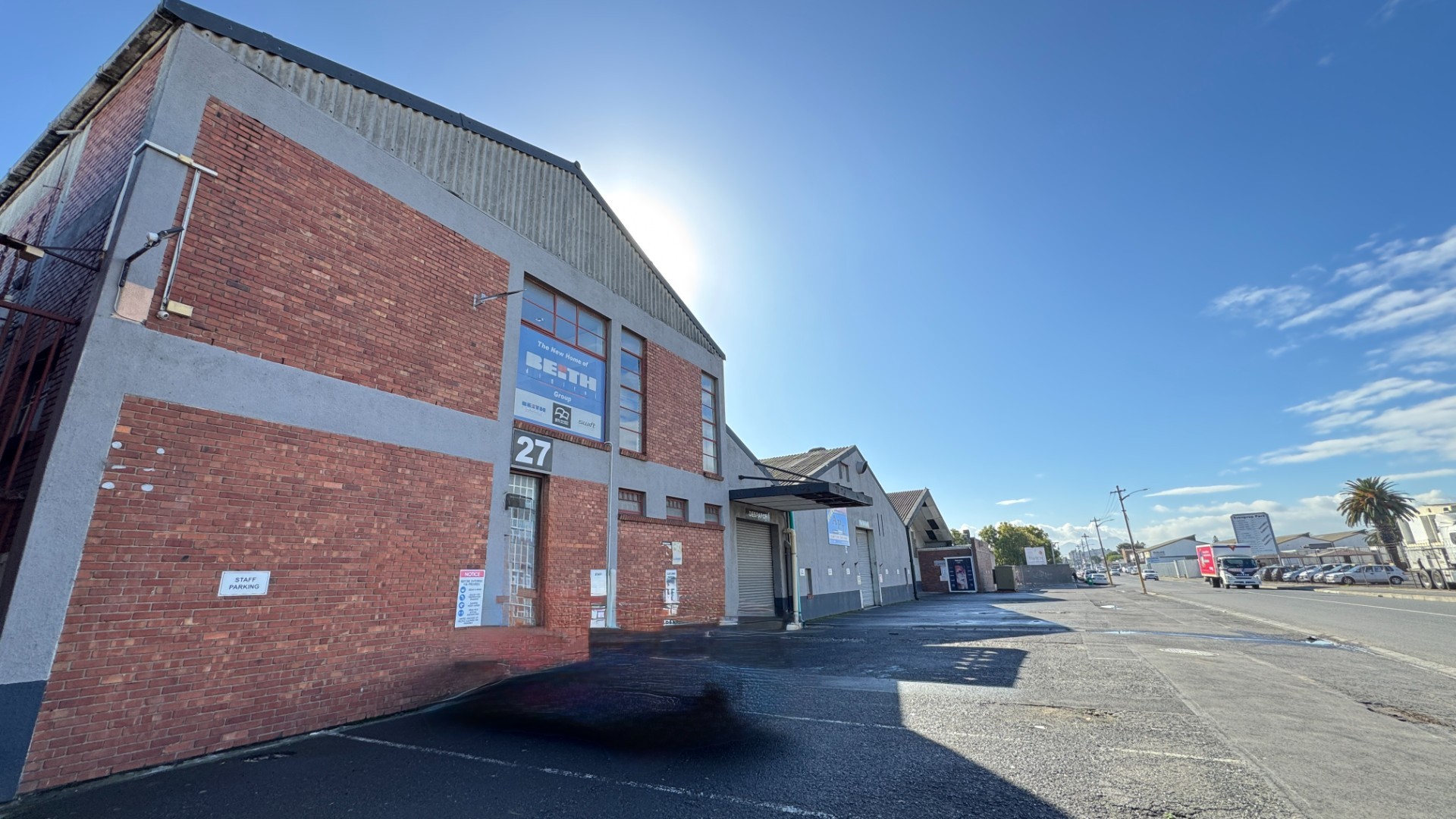 4,527m² Warehouse To Let in Beaconvale | Prime Located Industrial Facility on Jan Smuts Road