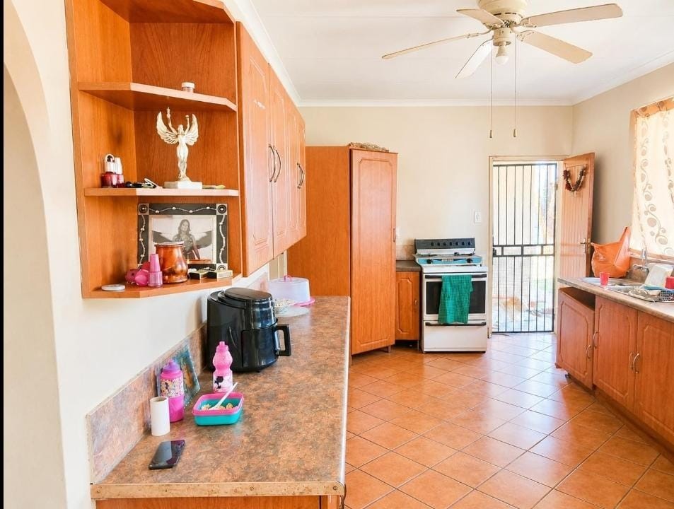 House For Sale in Kwaggasrand, Pretoria