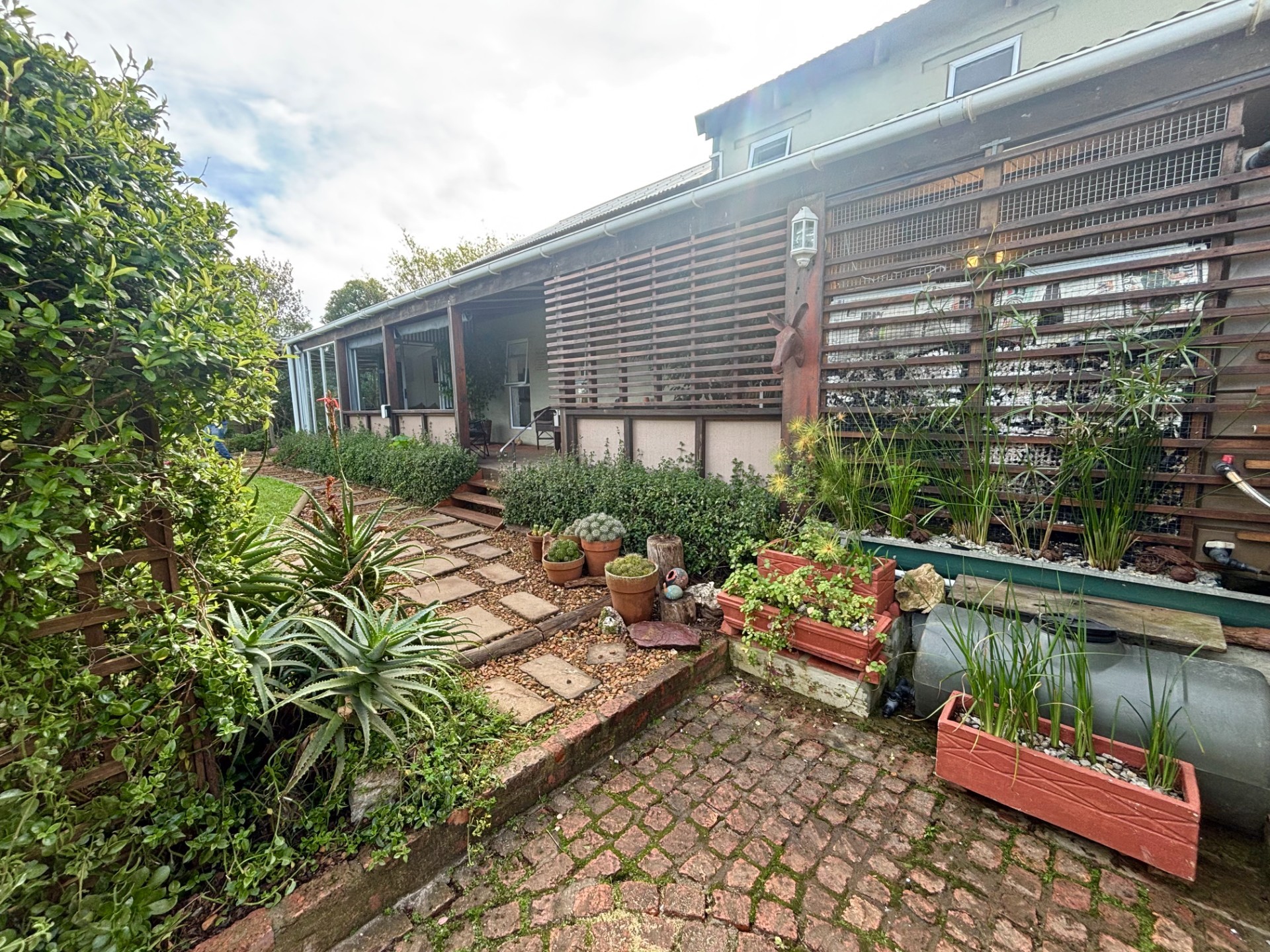 A RARE OFF-GRID LIFESTYLE ESTATE IN NAPIER