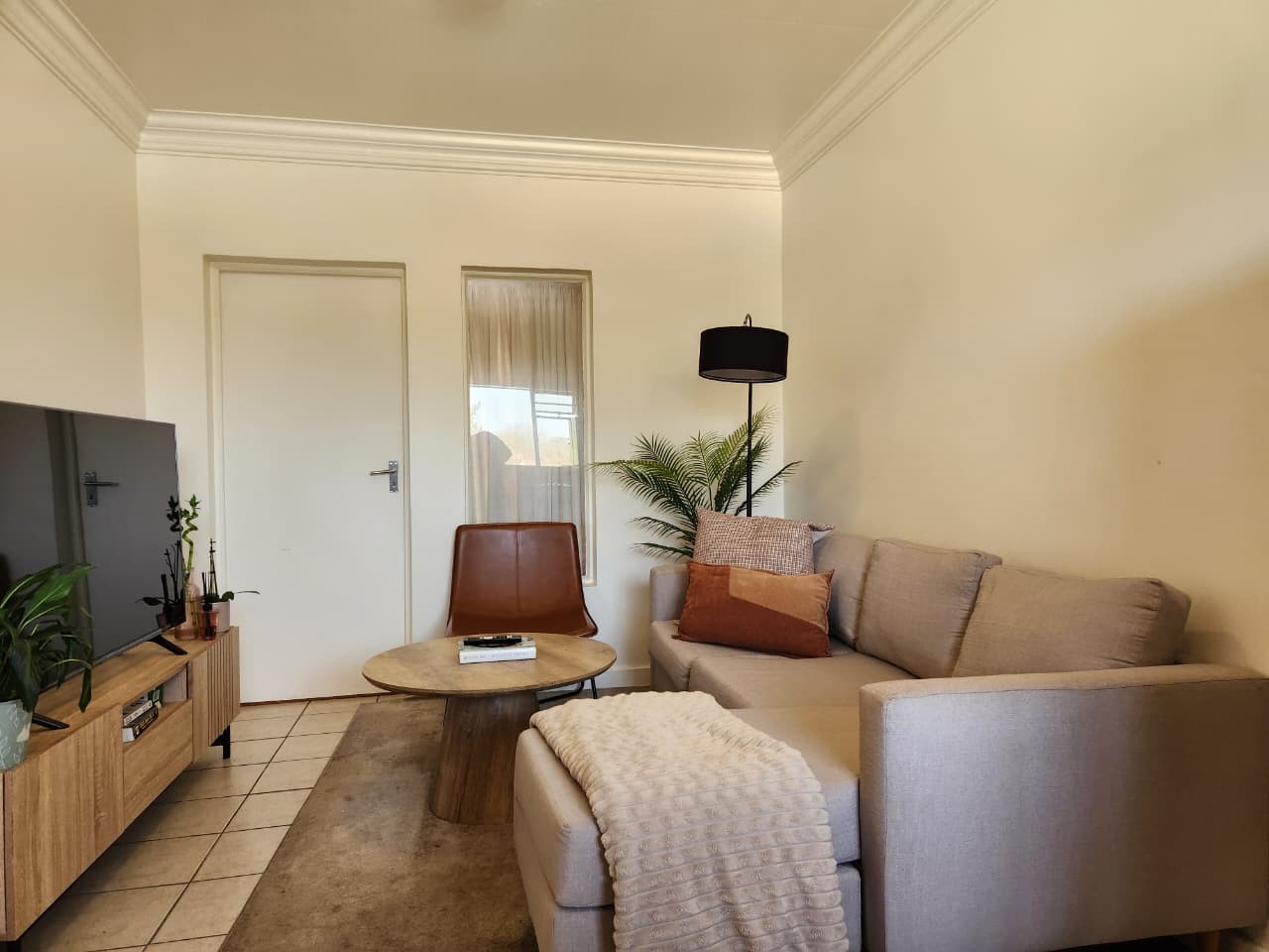 Apartment To Rent in Buccleuch, Sandton