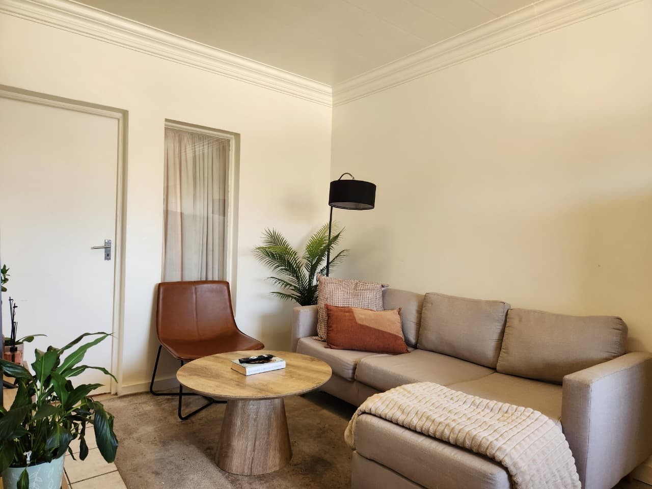 Apartment To Rent in Buccleuch, Sandton