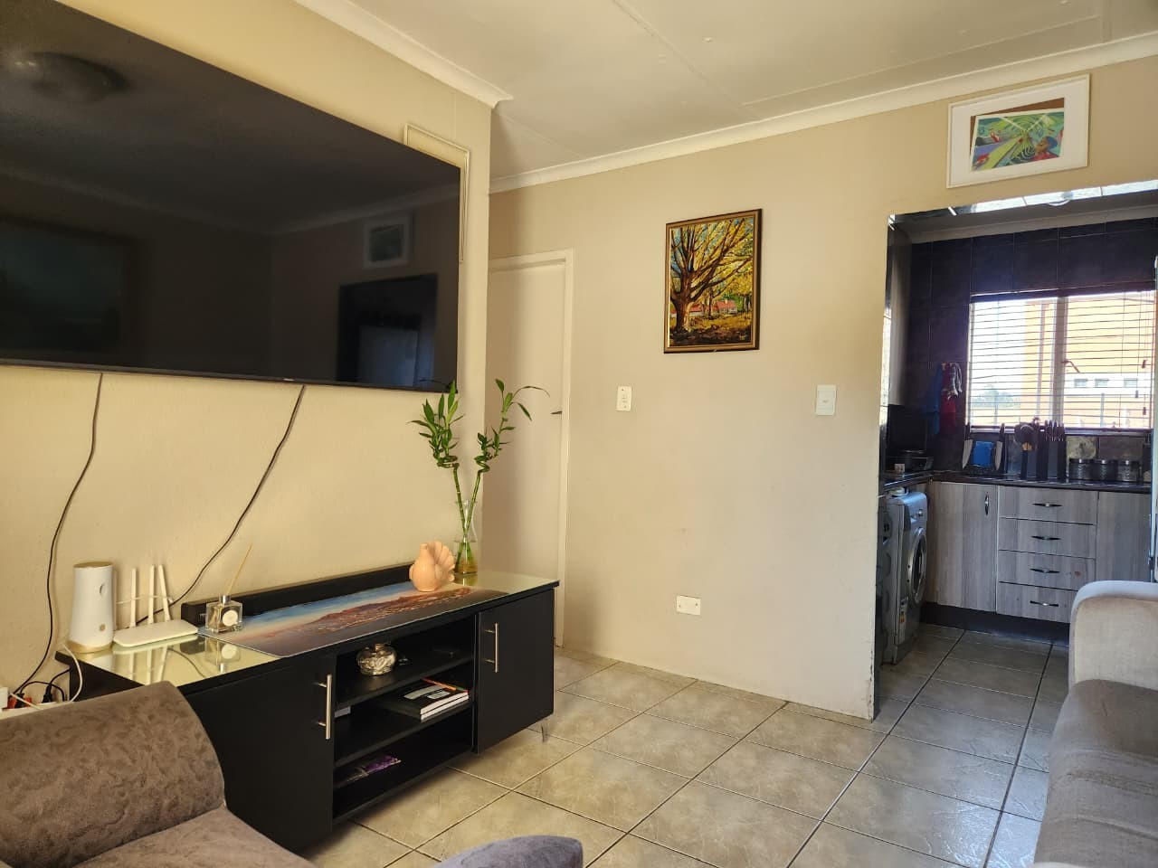 Apartment To Rent in Lyndhurst, Johannesburg
