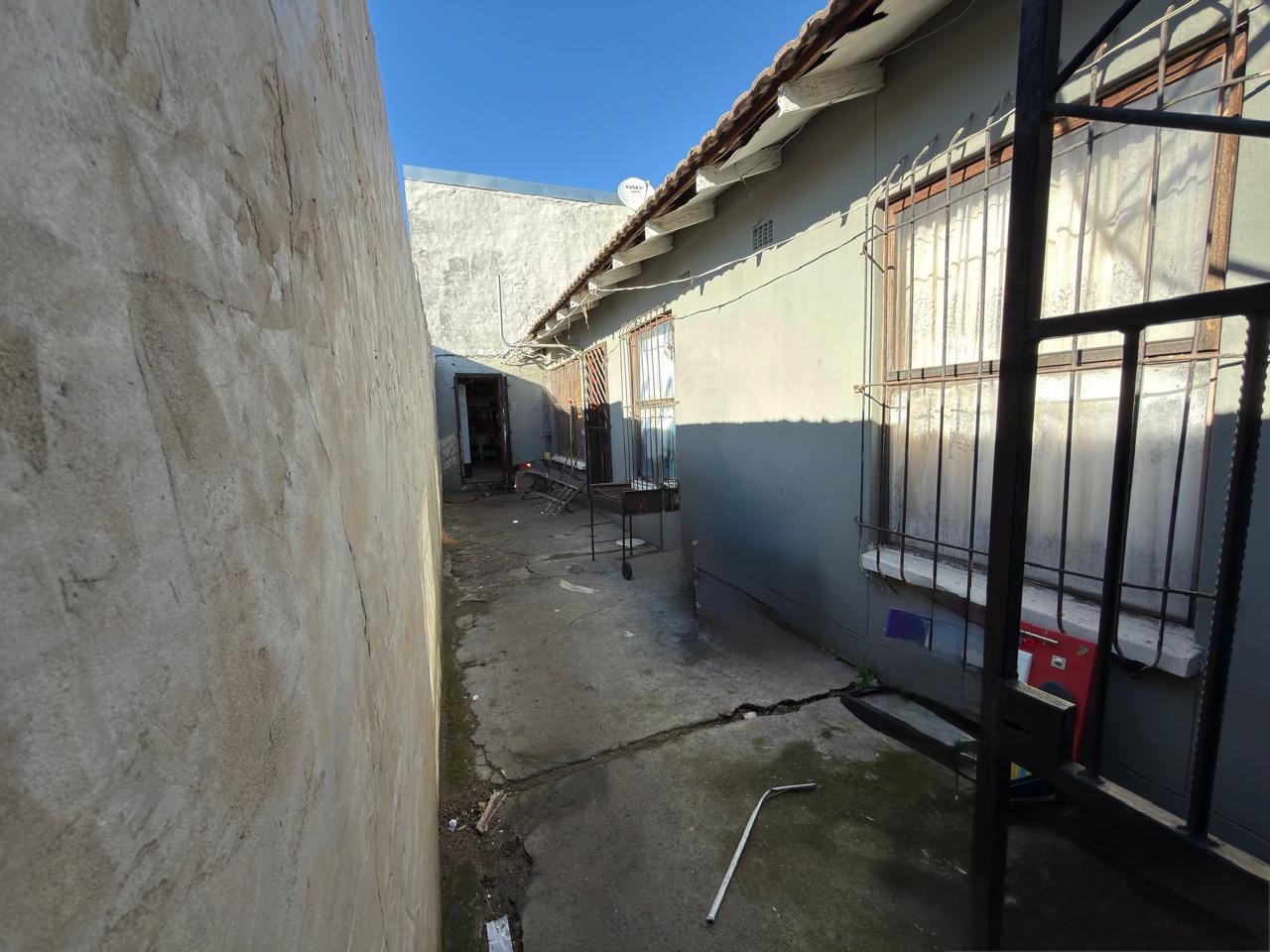 5-Bedroom Investment Opportunity with Loads of Potential
