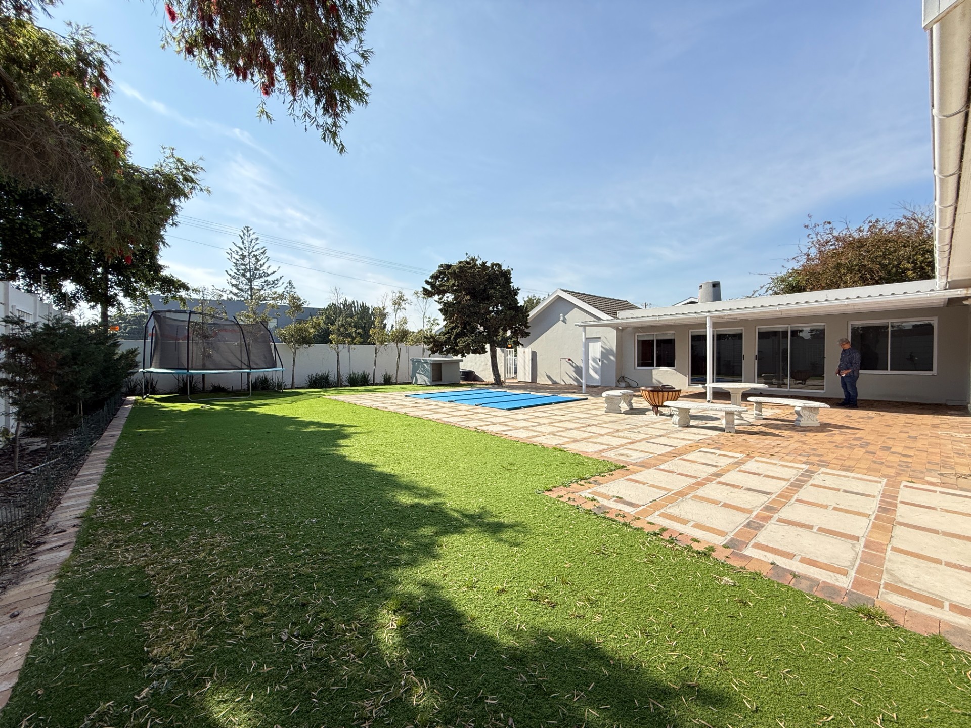 Spacious 4-Bedroom Family Home with Pool in Table View