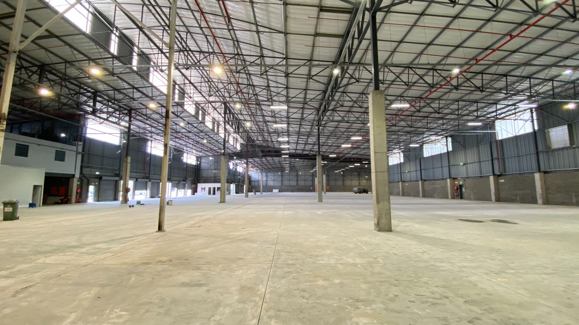 Premium Industrial Warehouse To Let | 6,075m² | Montague Park, Cape Town