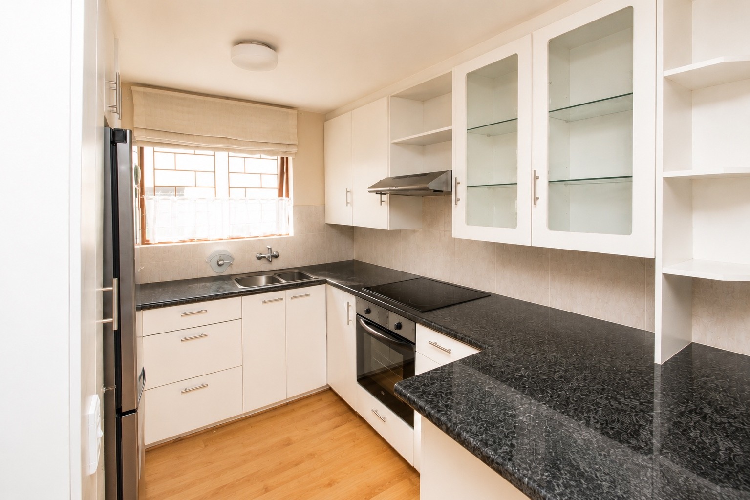 Apartment To Rent in Greenways Golf Estate, Strand
