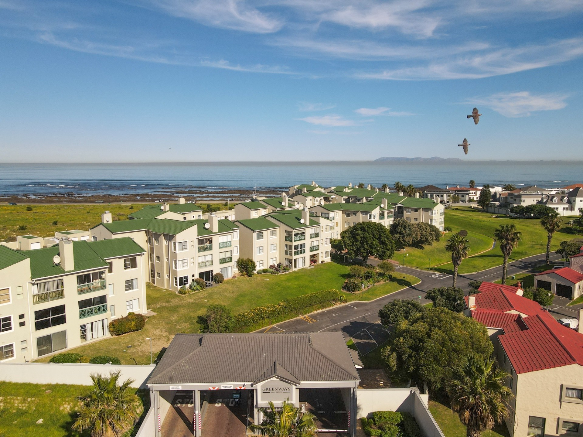 Apartment To Rent in Greenways Golf Estate, Strand
