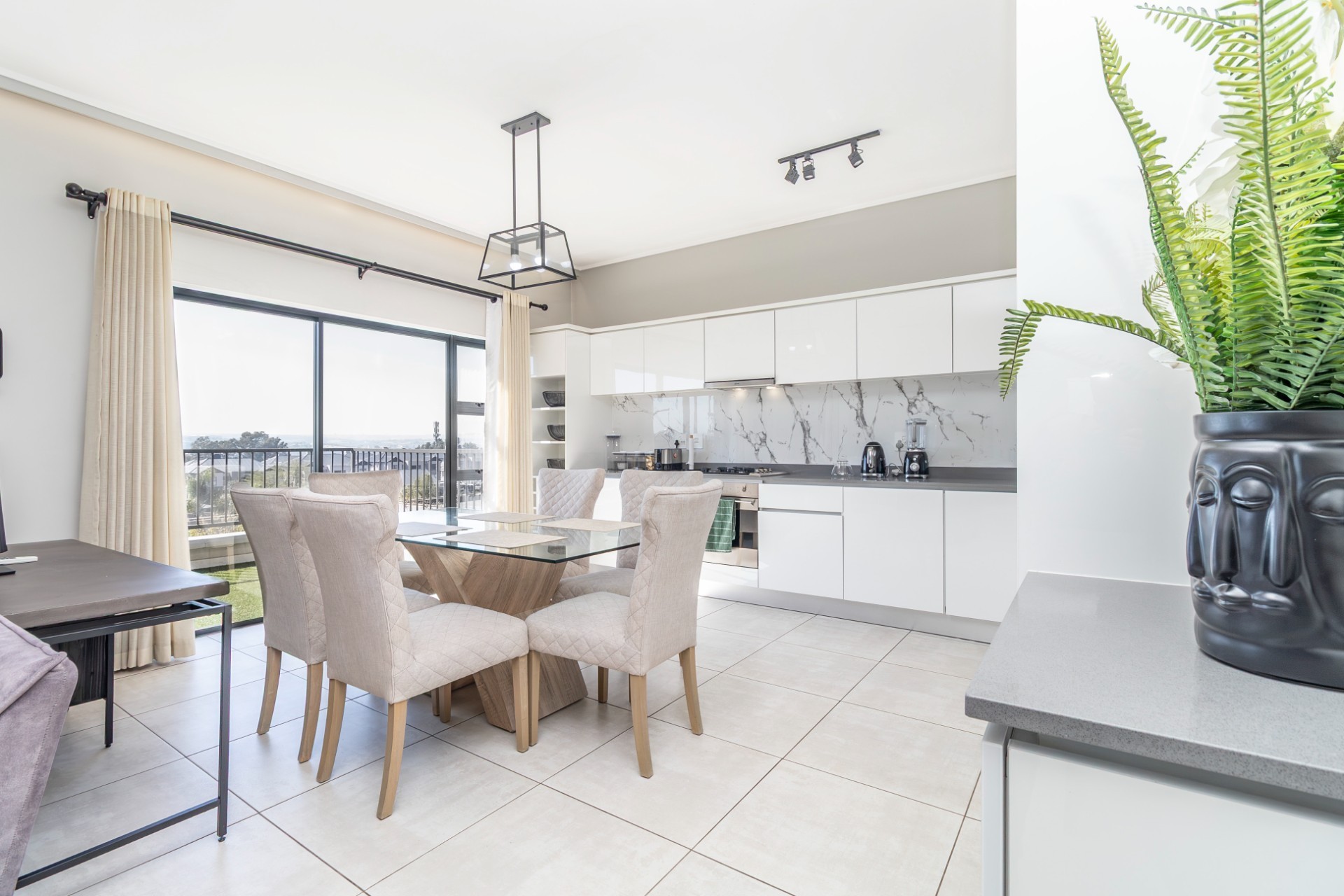 Apartment for rent in Waterfall, Midrand