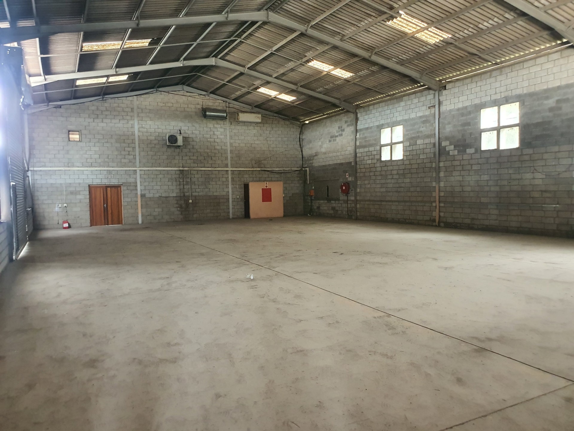 Warehouse To Rent in Markman Industrial, Port Elizabeth