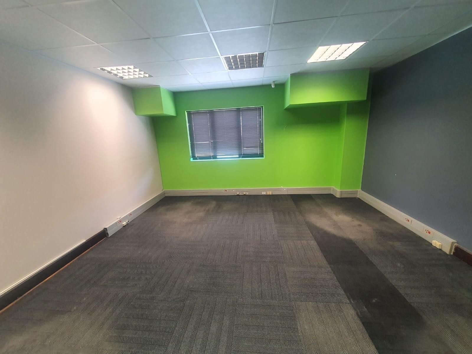 Warehouse To Rent in Newton Park, Port Elizabeth