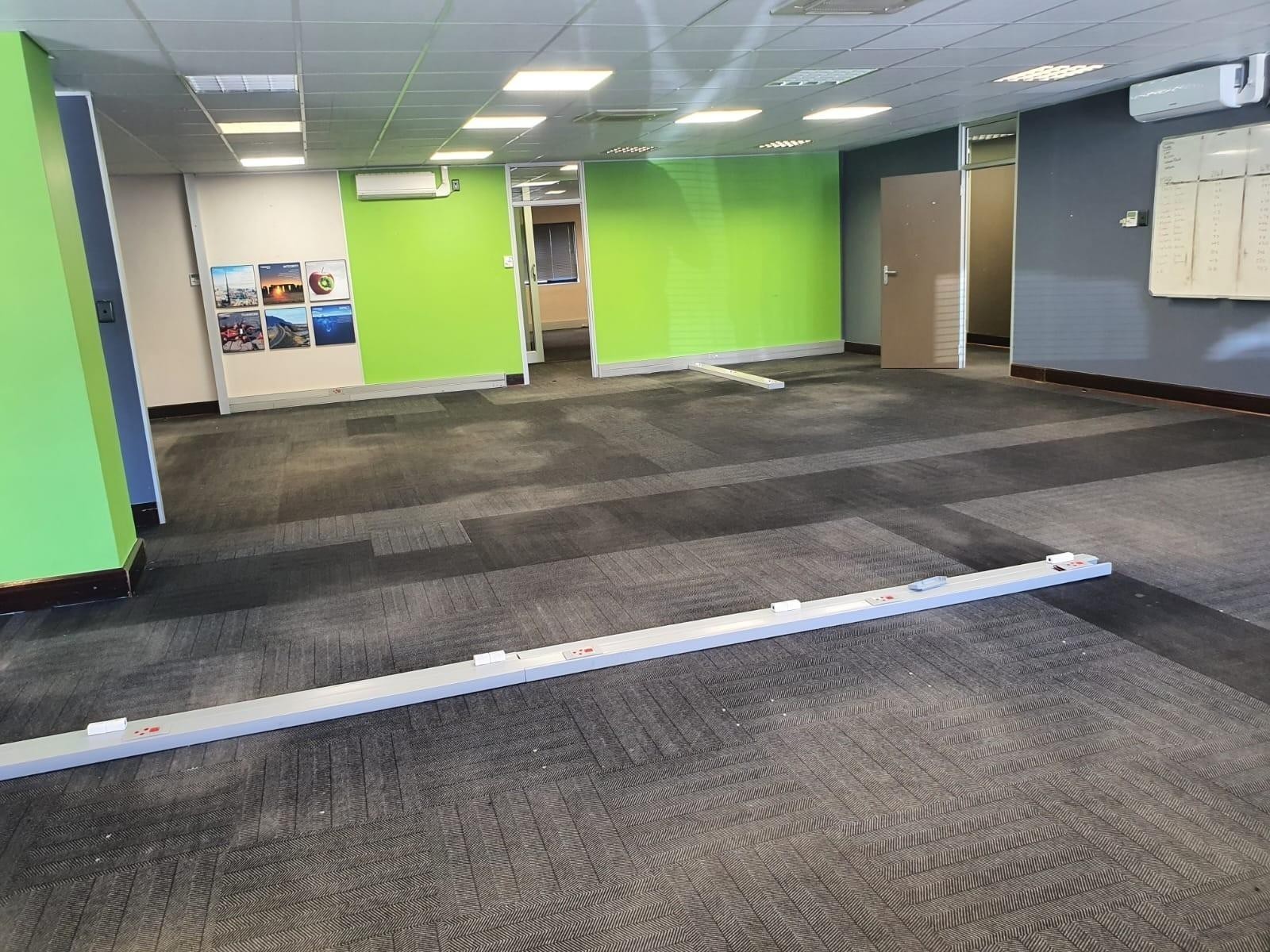 Warehouse To Rent in Newton Park, Port Elizabeth