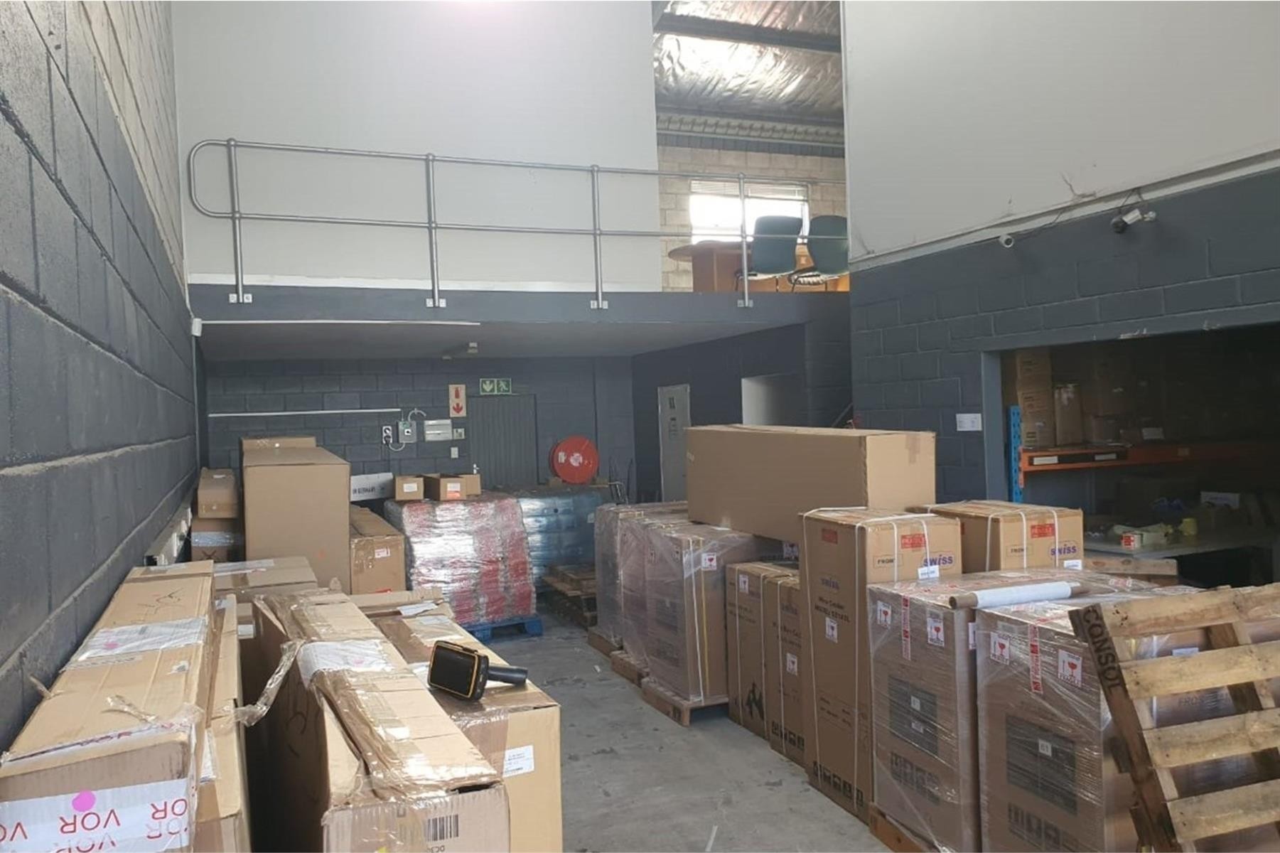 Warehouse To Rent in Walmer, Port Elizabeth