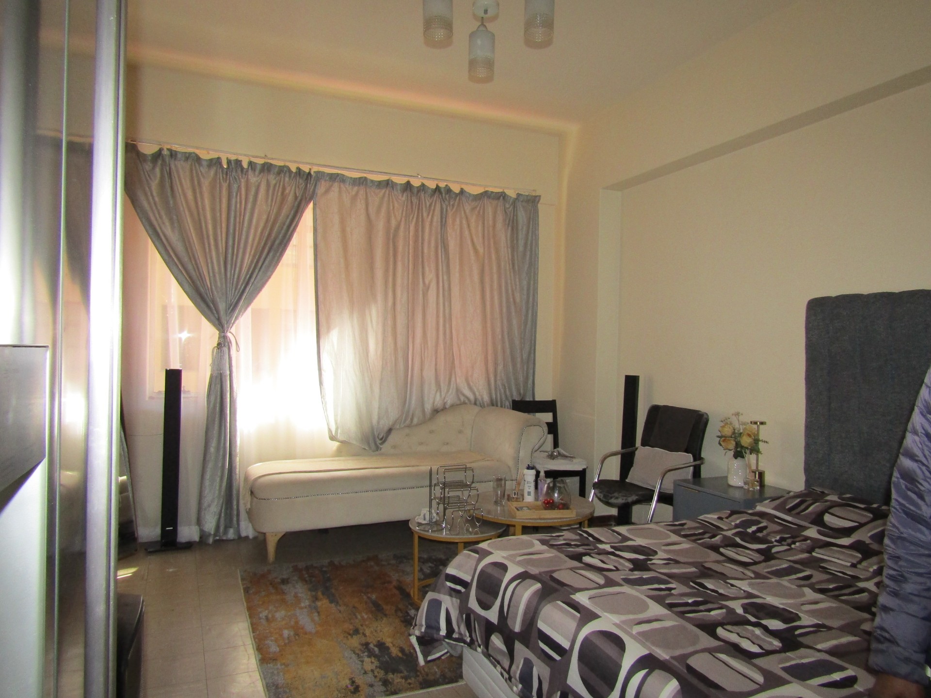 Apartment For Sale in Hillbrow, Johannesburg