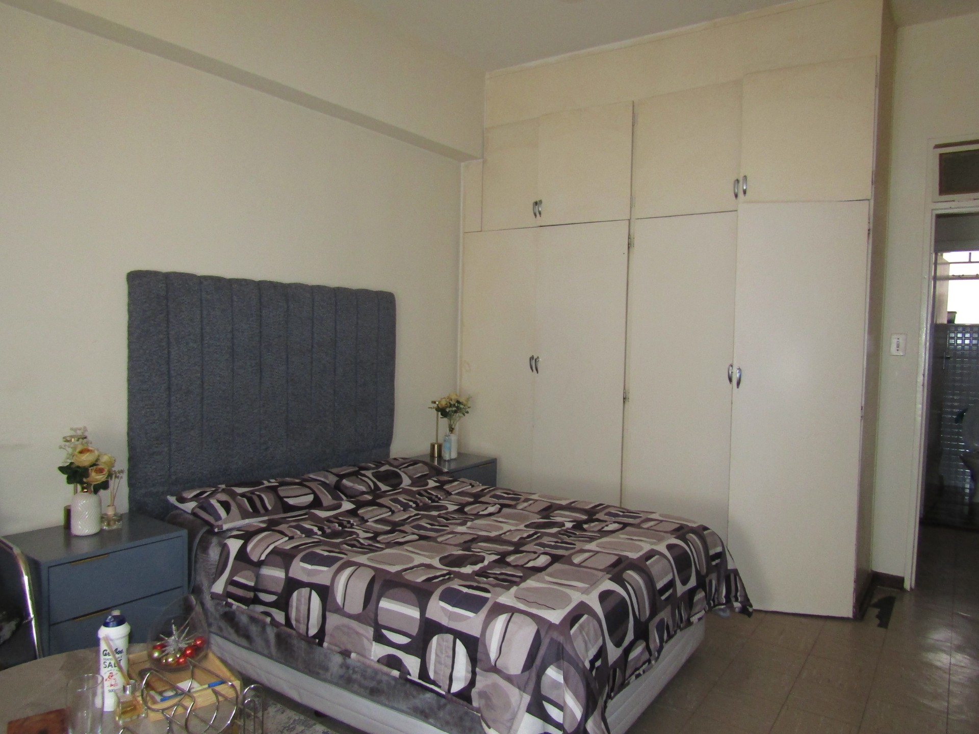 Apartment For Sale in Hillbrow, Johannesburg