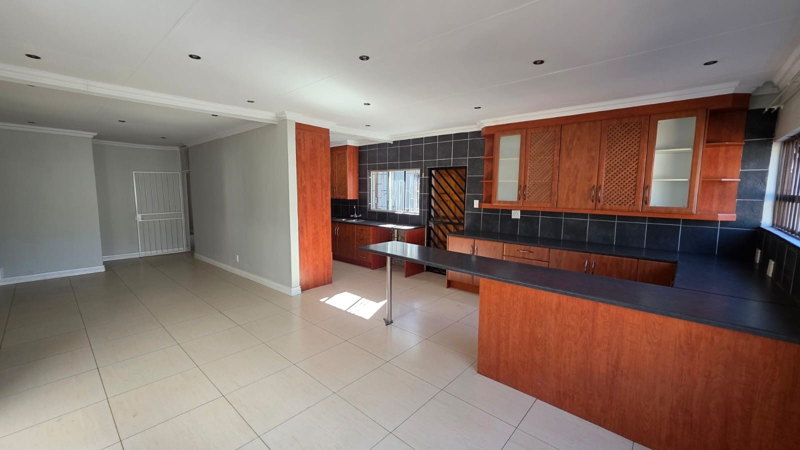 House For Sale in Garsfontein, Pretoria