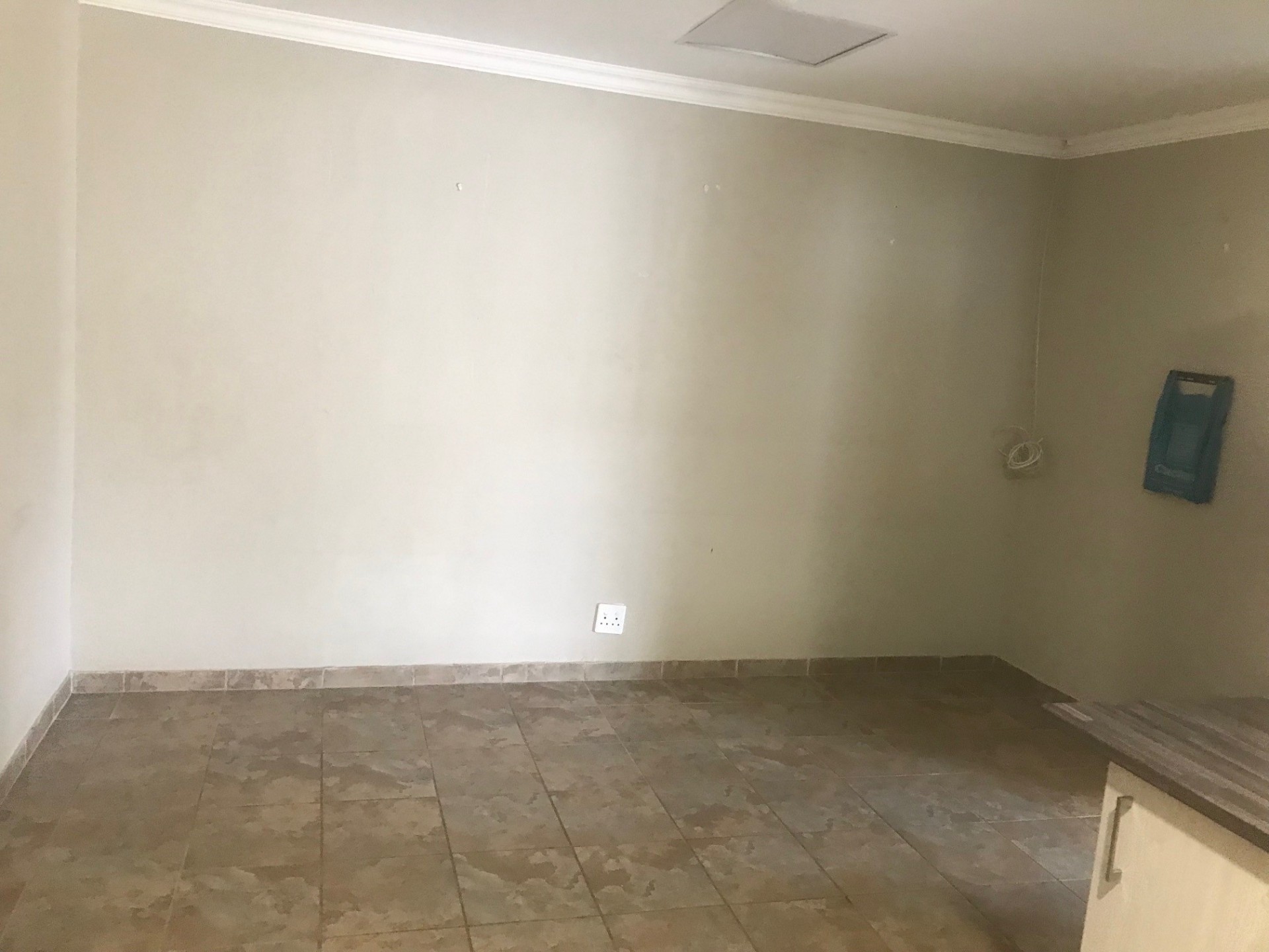 Two Bedrooms 1 Bathroom Shared Entrance Property for Rent