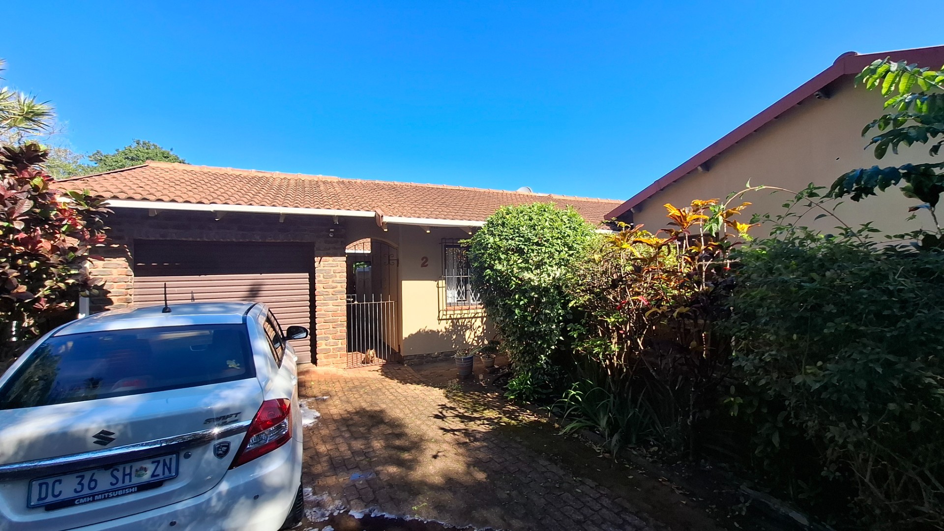 Townhouse For Sale in Manaba Beach, Margate, KwaZulu Natal