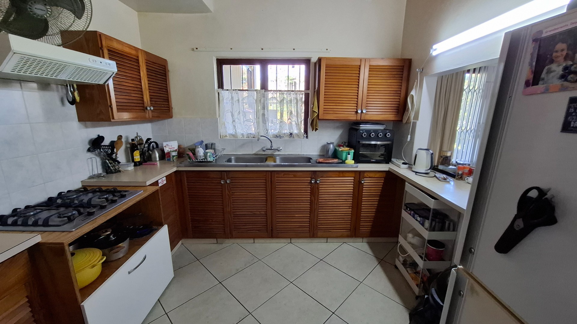 Townhouse For Sale in Manaba Beach, Margate, KwaZulu Natal