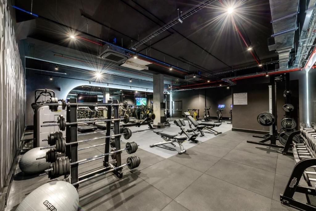 5-Star Foreshore Studio | Investment or Lock-Up-and-Go