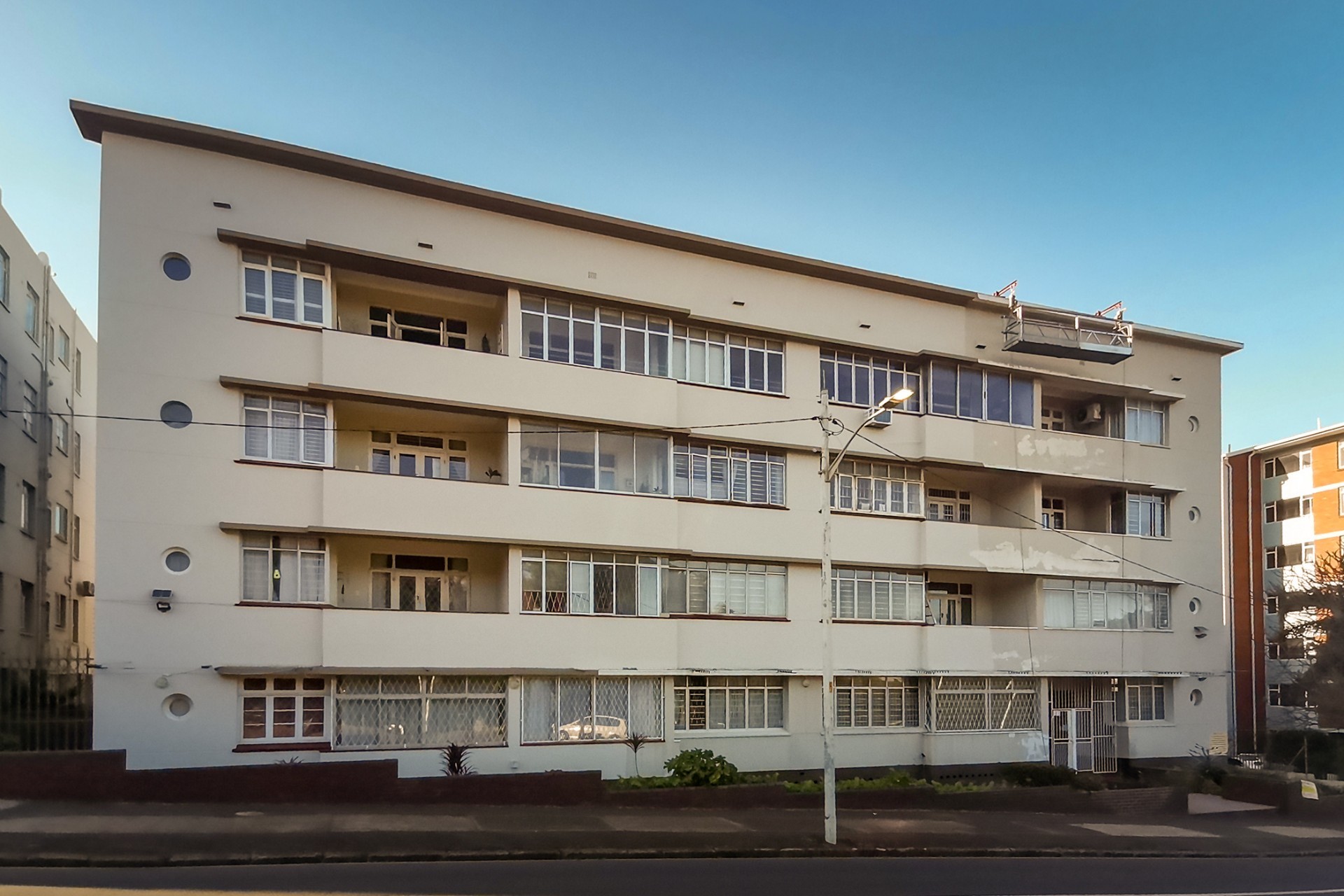 Apartment For Sale in Glenwood, Durban, KwaZulu Natal