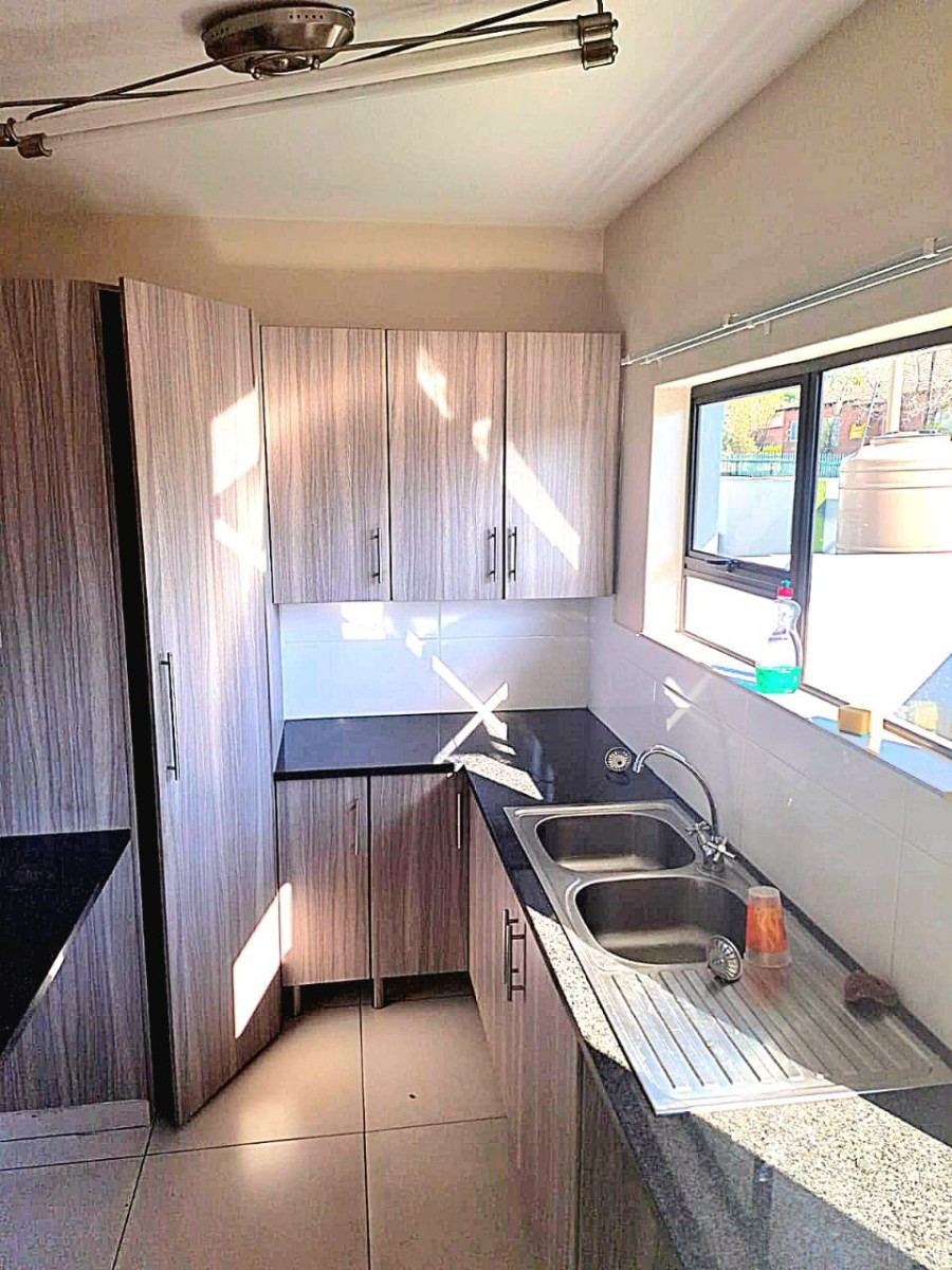 Apartment To Rent in Cashan, Rustenburg, North West