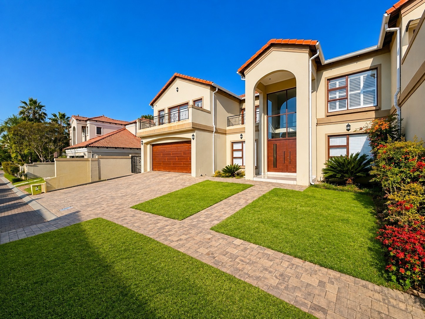 Architectural Elegance Meets Luxurious Family Living