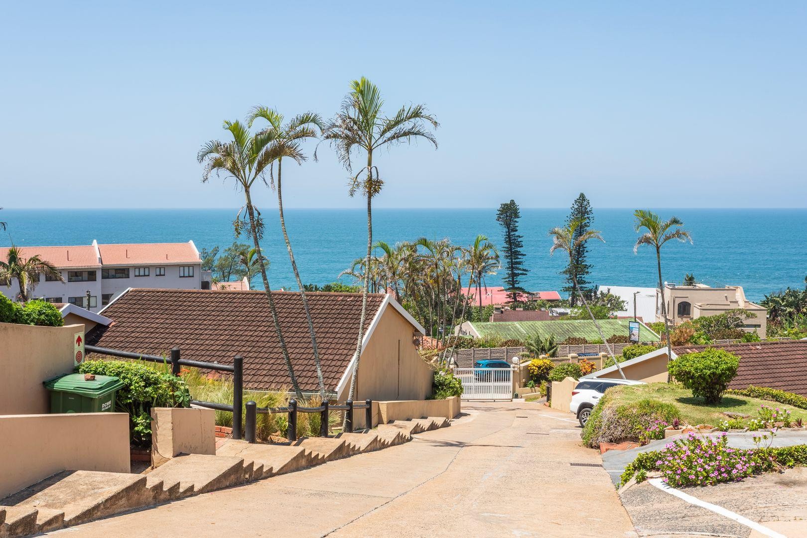 Stylish Coastal Apartment with Breathtaking Ocean Views in Shaka's Rock