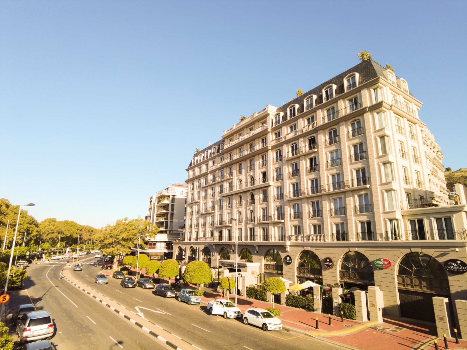 Luxury Executive Apartment In Green Point - Cape Royale