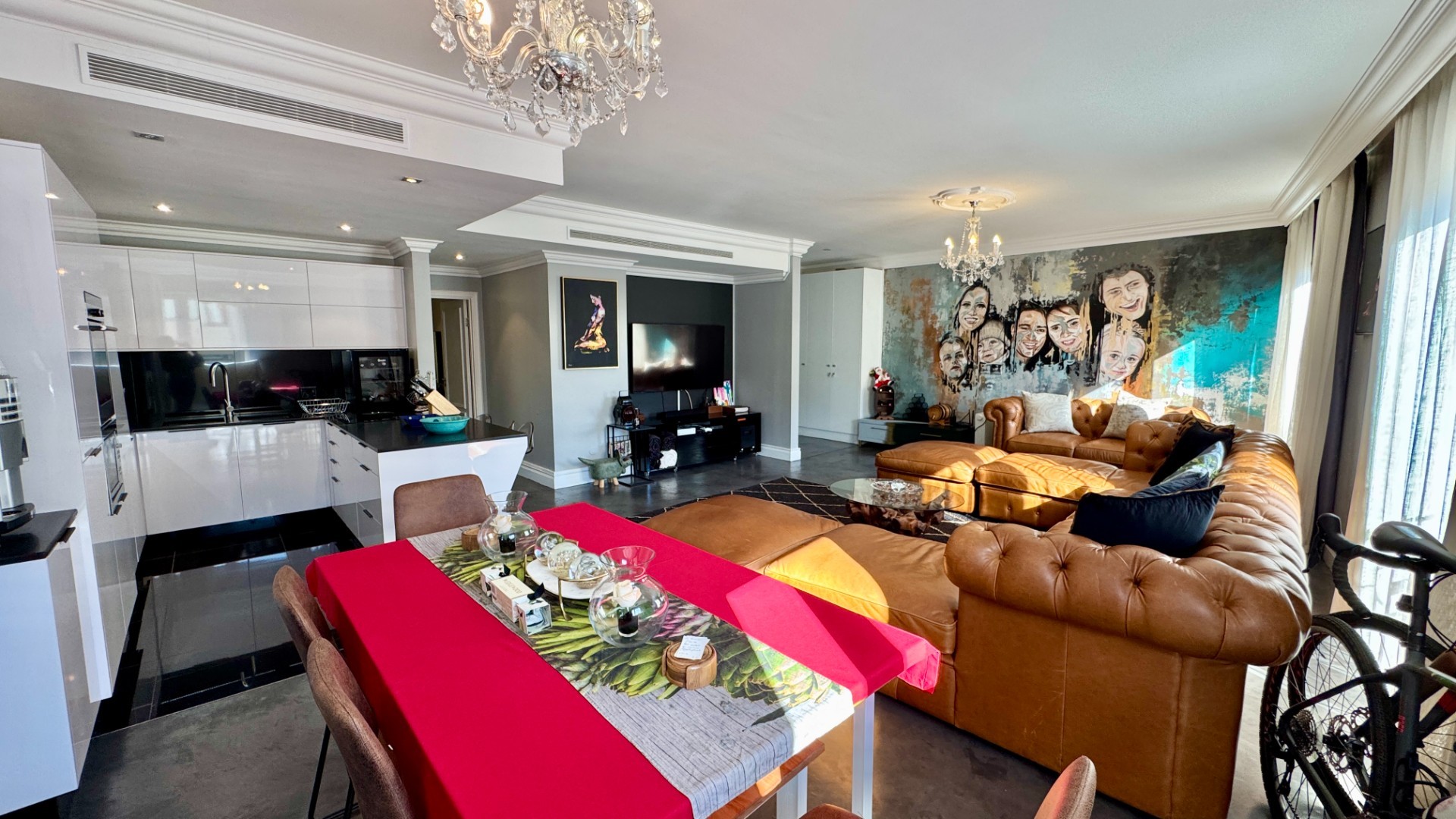 Luxury Executive Apartment In Green Point - Cape Royale