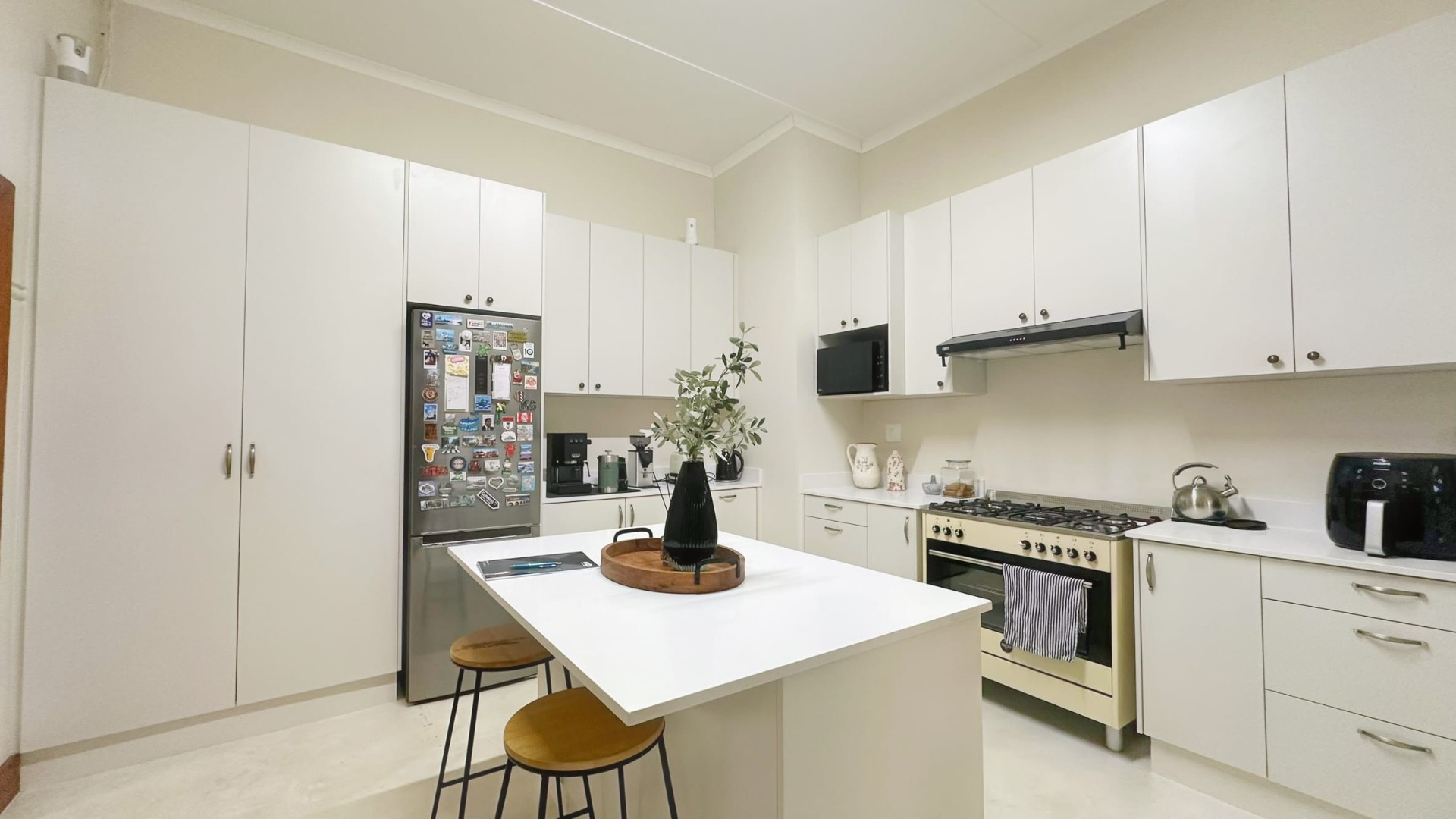 House For Sale in Paarl Central, Paarl