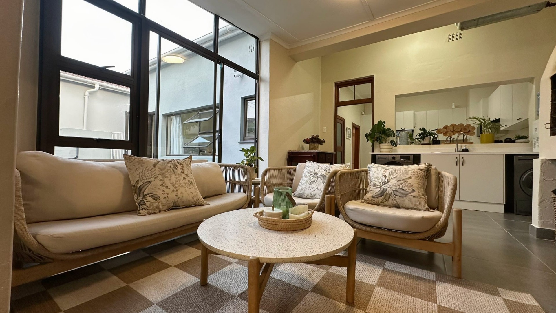 House For Sale in Paarl Central, Paarl