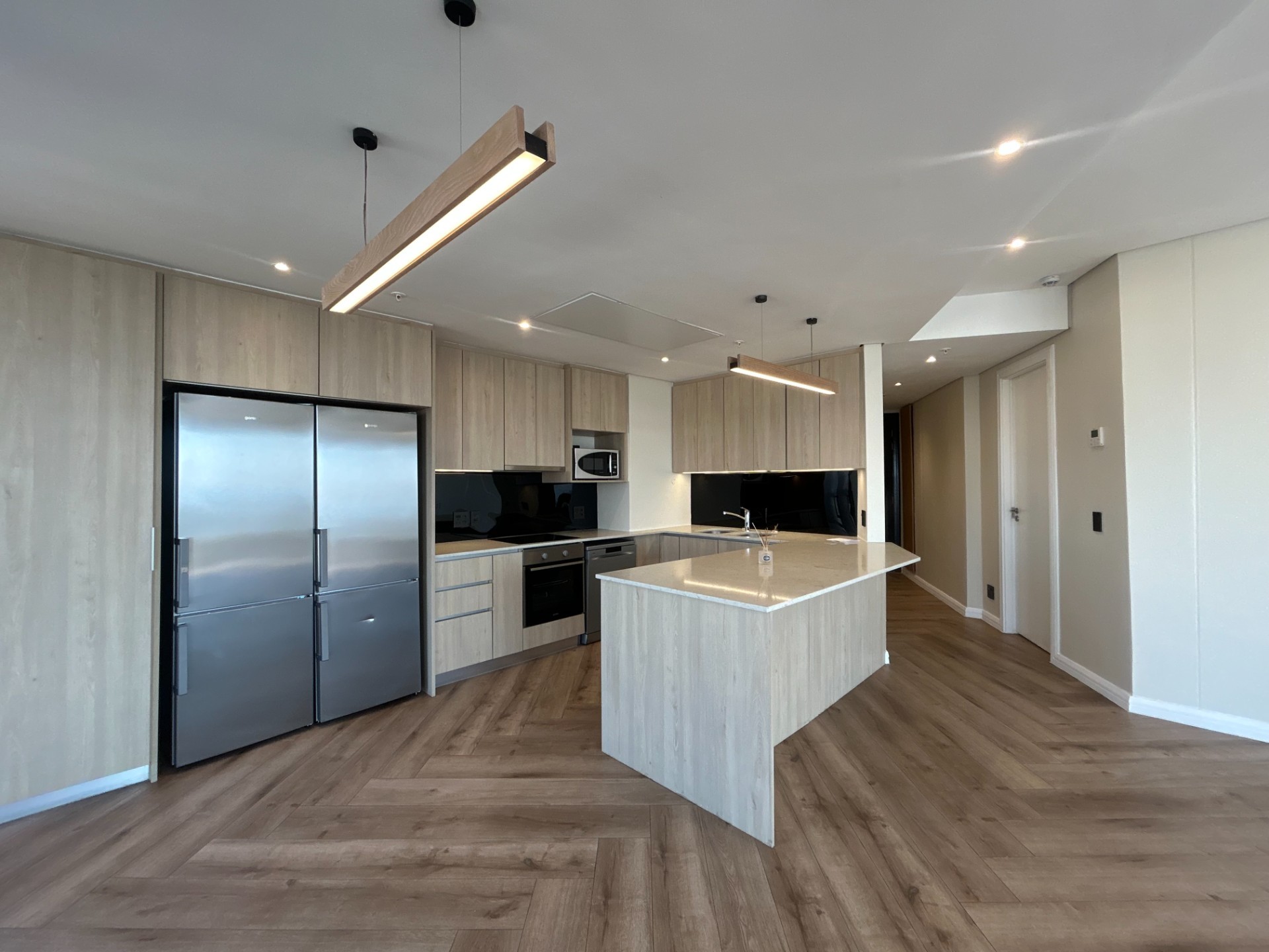 3 Bed Apartment With Views (No Balcony)