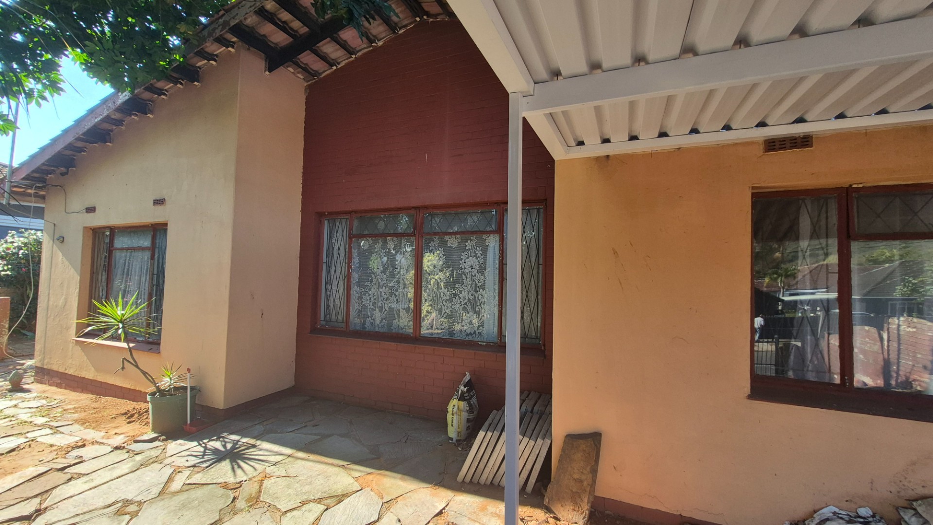 House For Sale in Bluff, Durban, KwaZulu Natal
