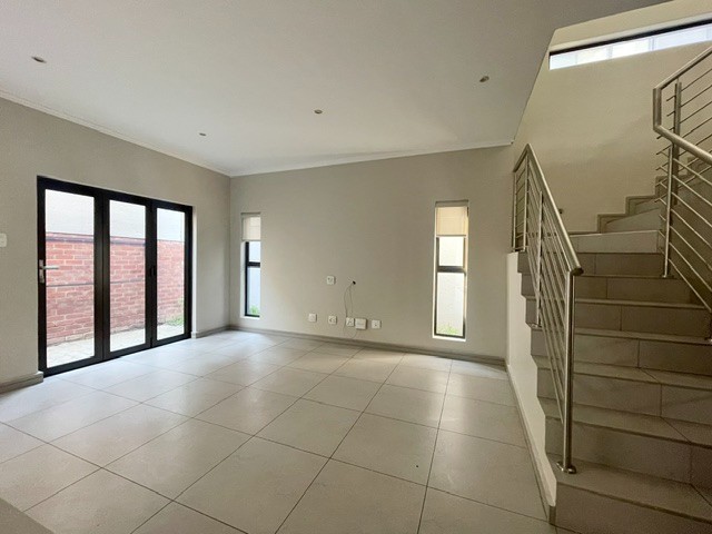 Modern 3 Bed 3 Bath Cluster